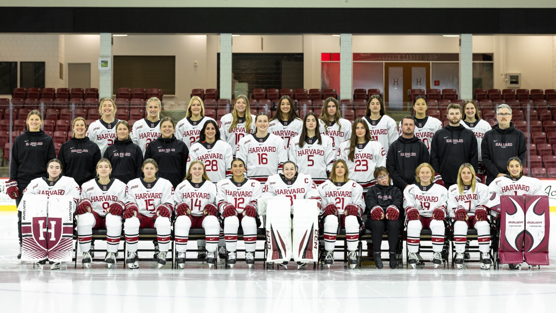 2025-26 Harvard Women's Hockey Team Photo