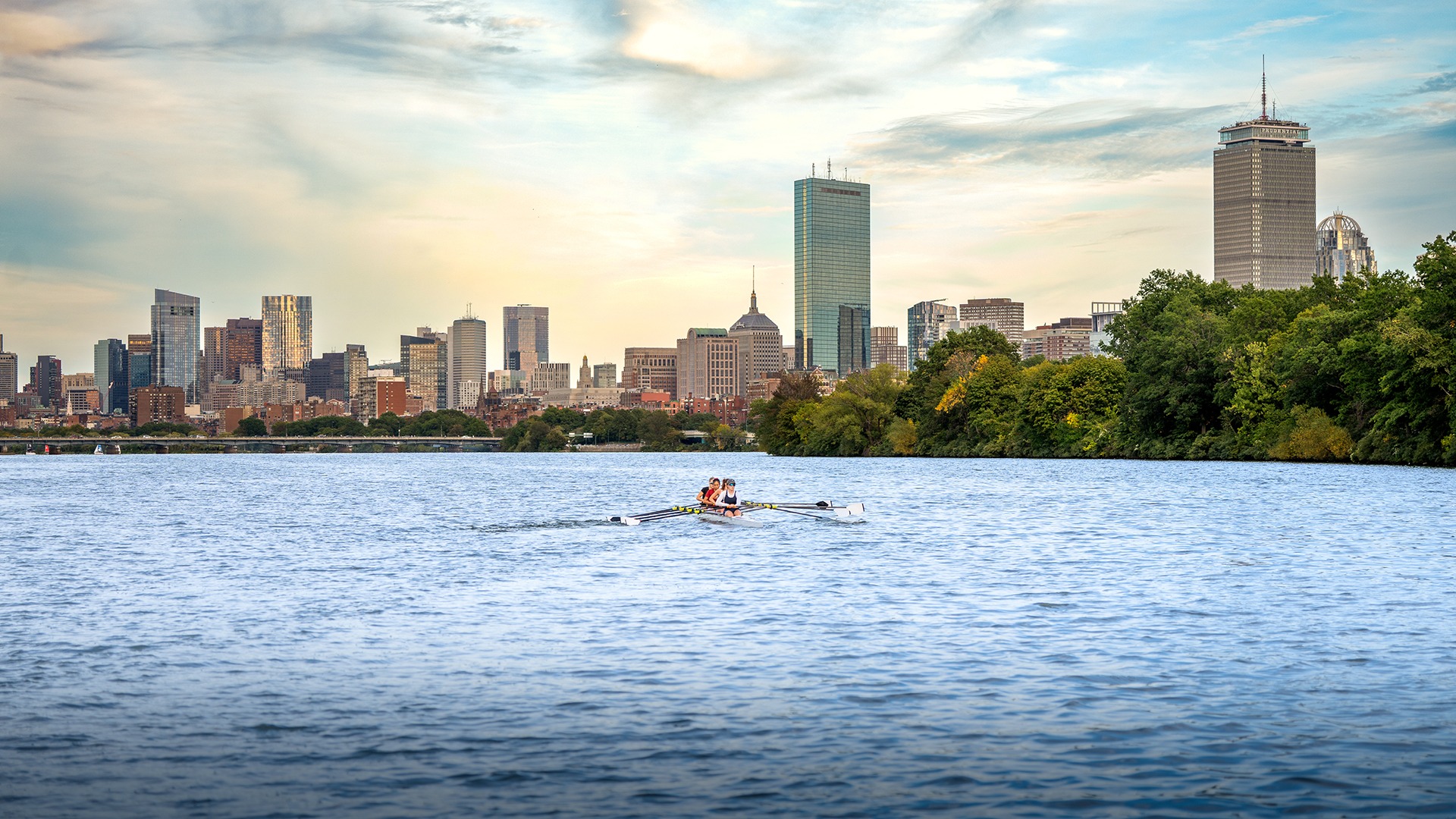 Harvard-Radcliffe lightweight rowing practicing on the Charles.