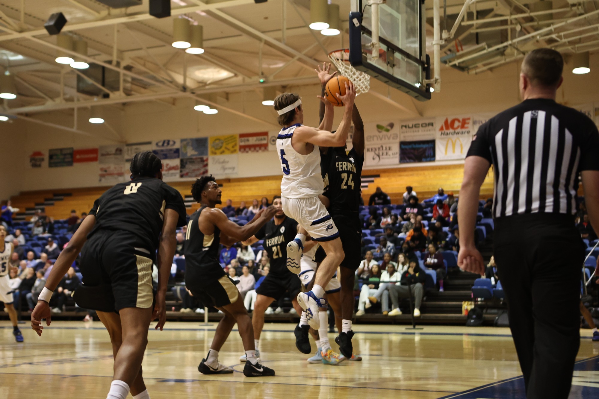 William Hynes vs SWU