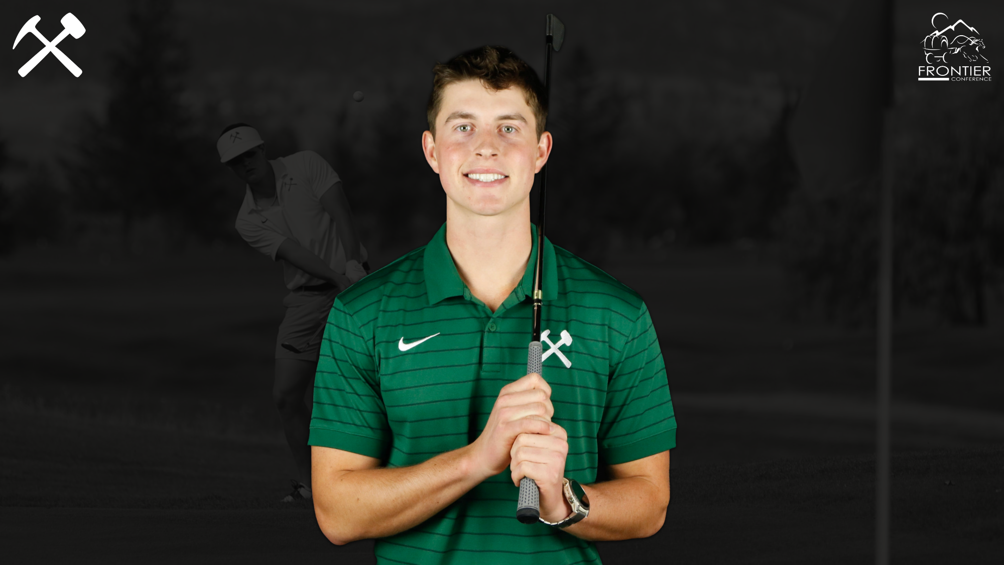 Tyler Avery holds a golf club on his shoulder in a green Oredigger golf shirt