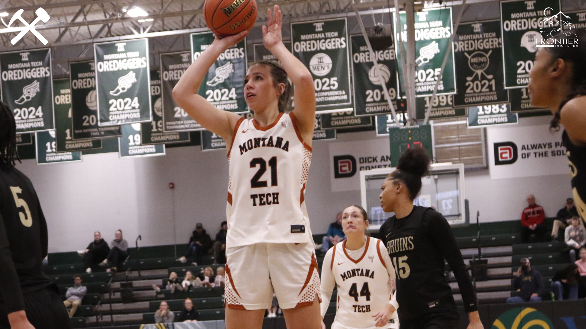 Kylie Konen shooting a basketball during a Montana Tech women's game