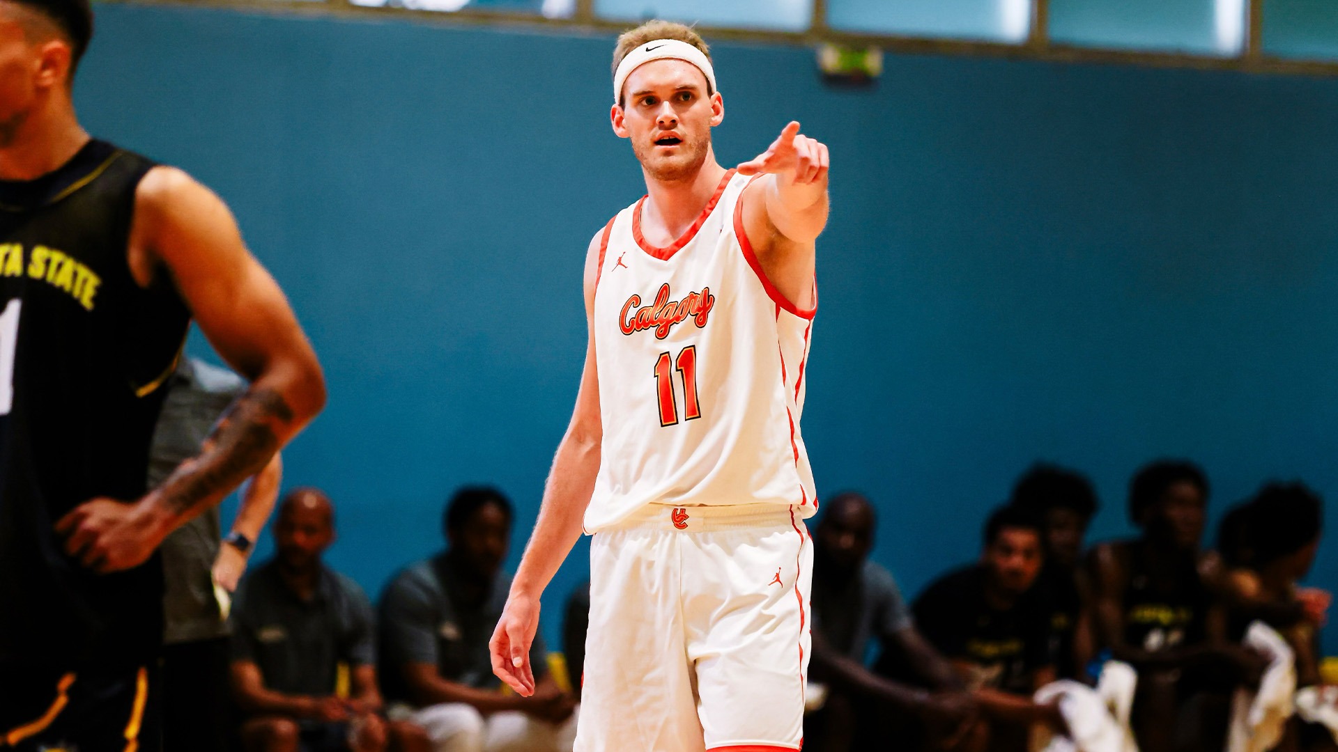 Dylan Lutes 202324 Men's Basketball University of Calgary Athletics