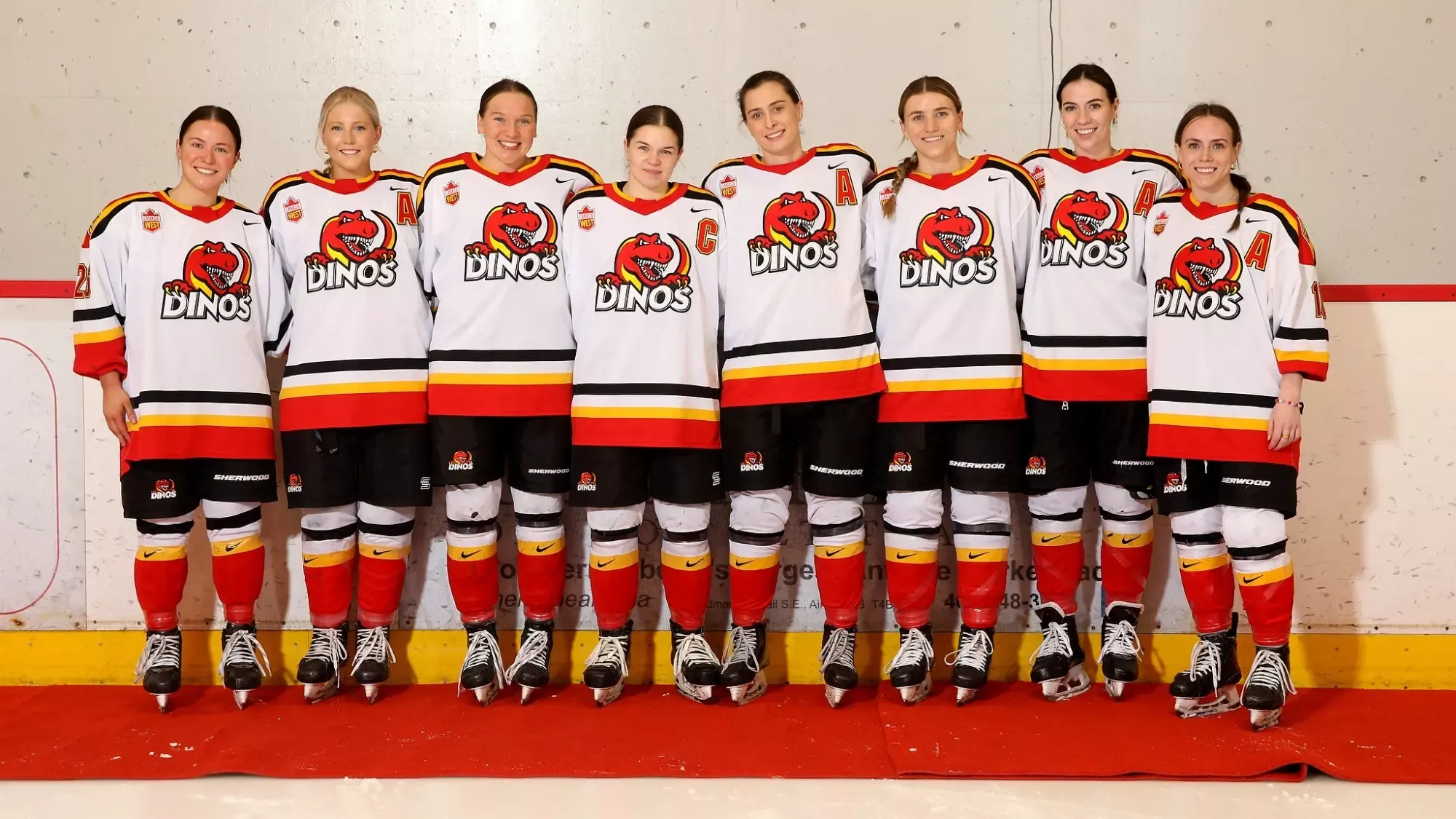 2025-26 Dinos women's hockey seniors