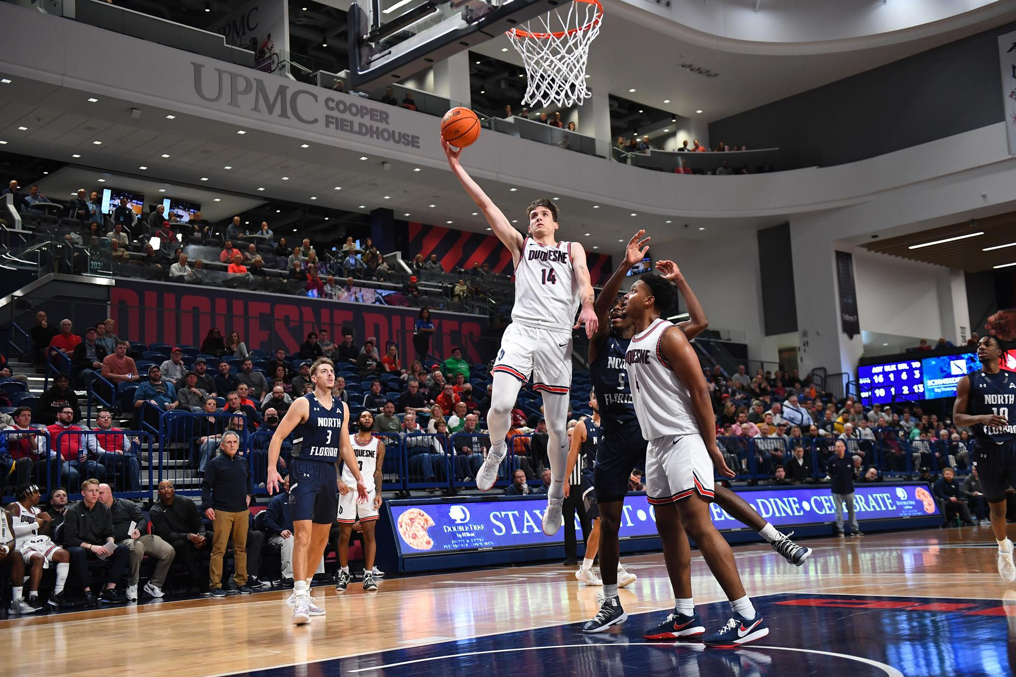 Matúš Hronský Men's Basketball Duquesne University Athletics