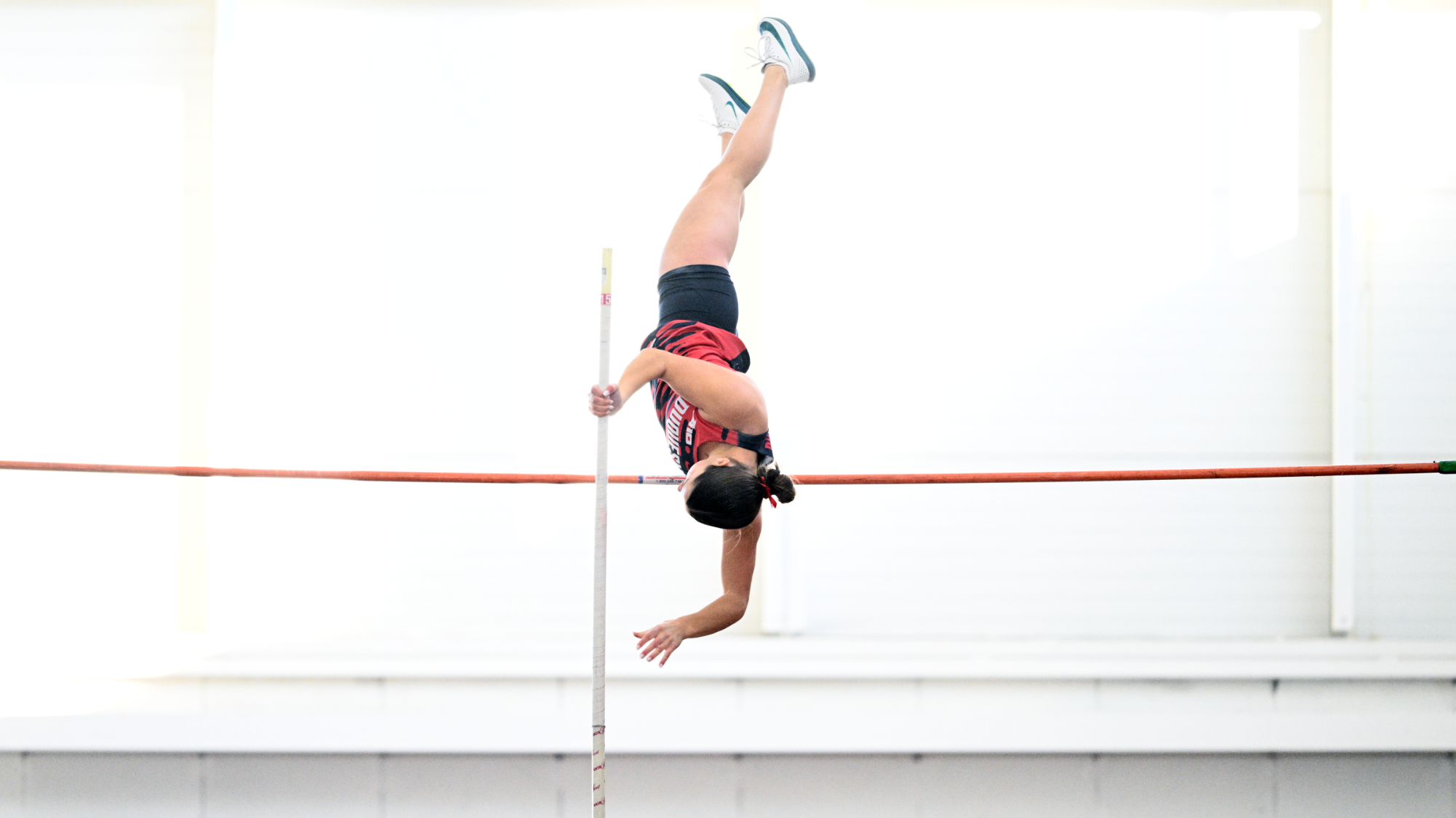 nadia constantakis pole vault at ysu 2026 indoor season