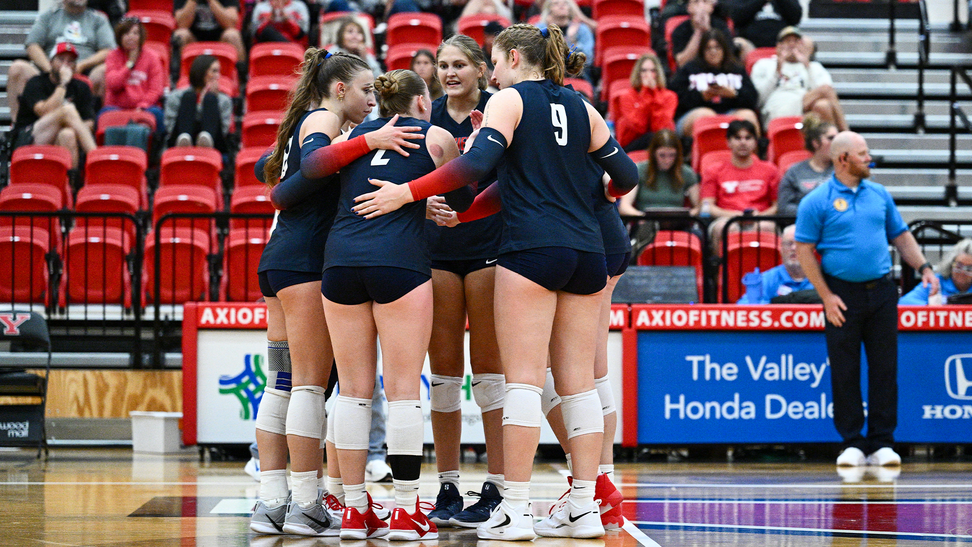 DUQ VB Huddle