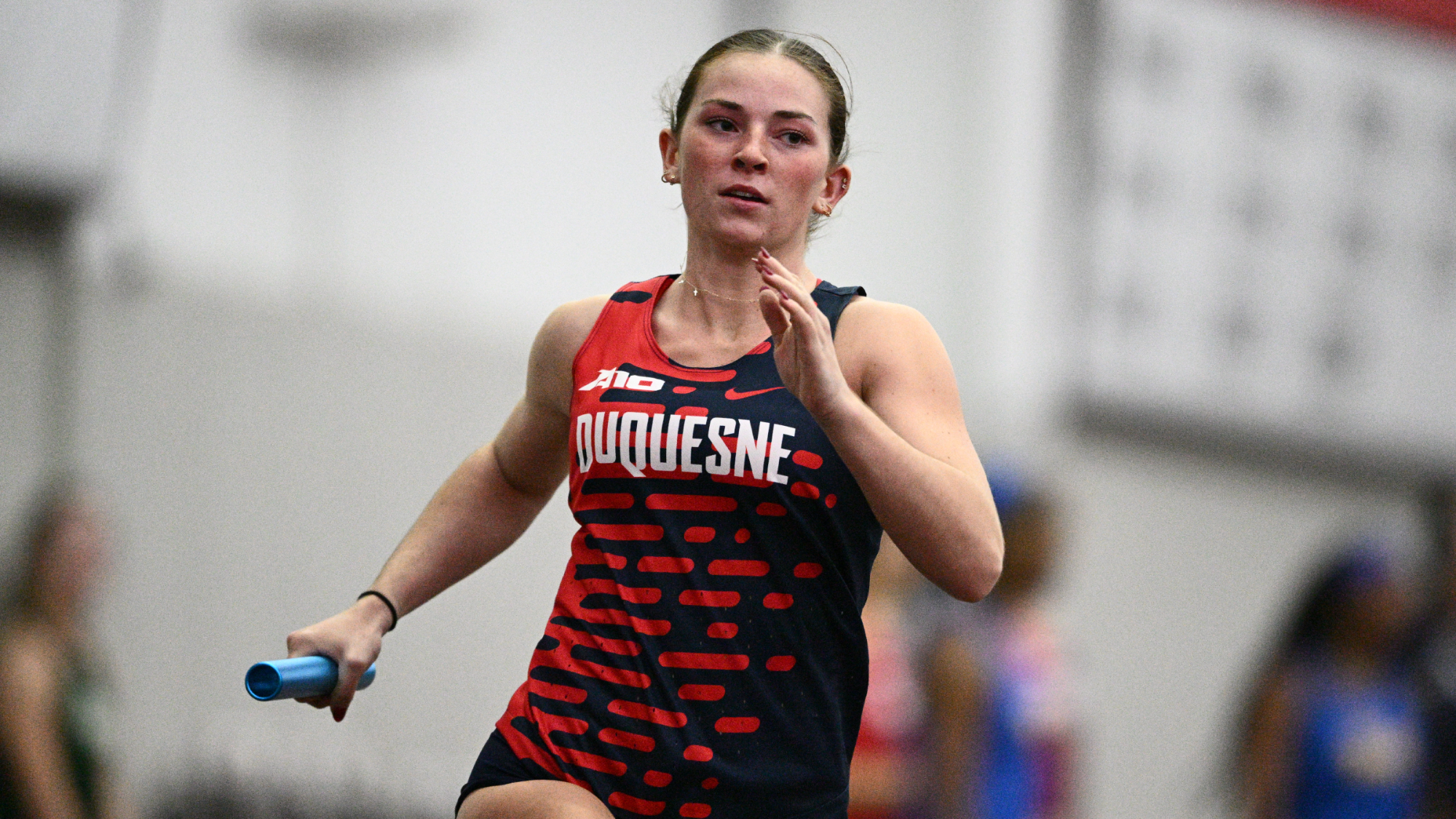 macie steiner runs at track meet at YSU indoor 2026