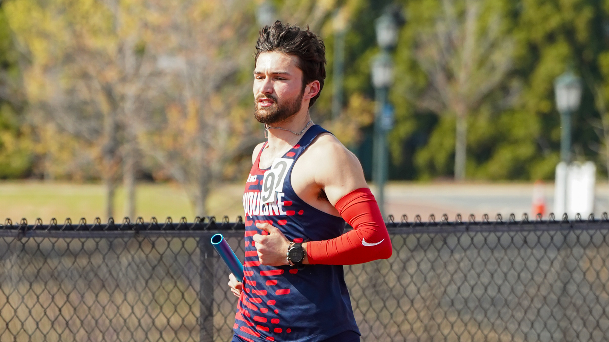 sam de la riva runs at Charlotte meet 2026