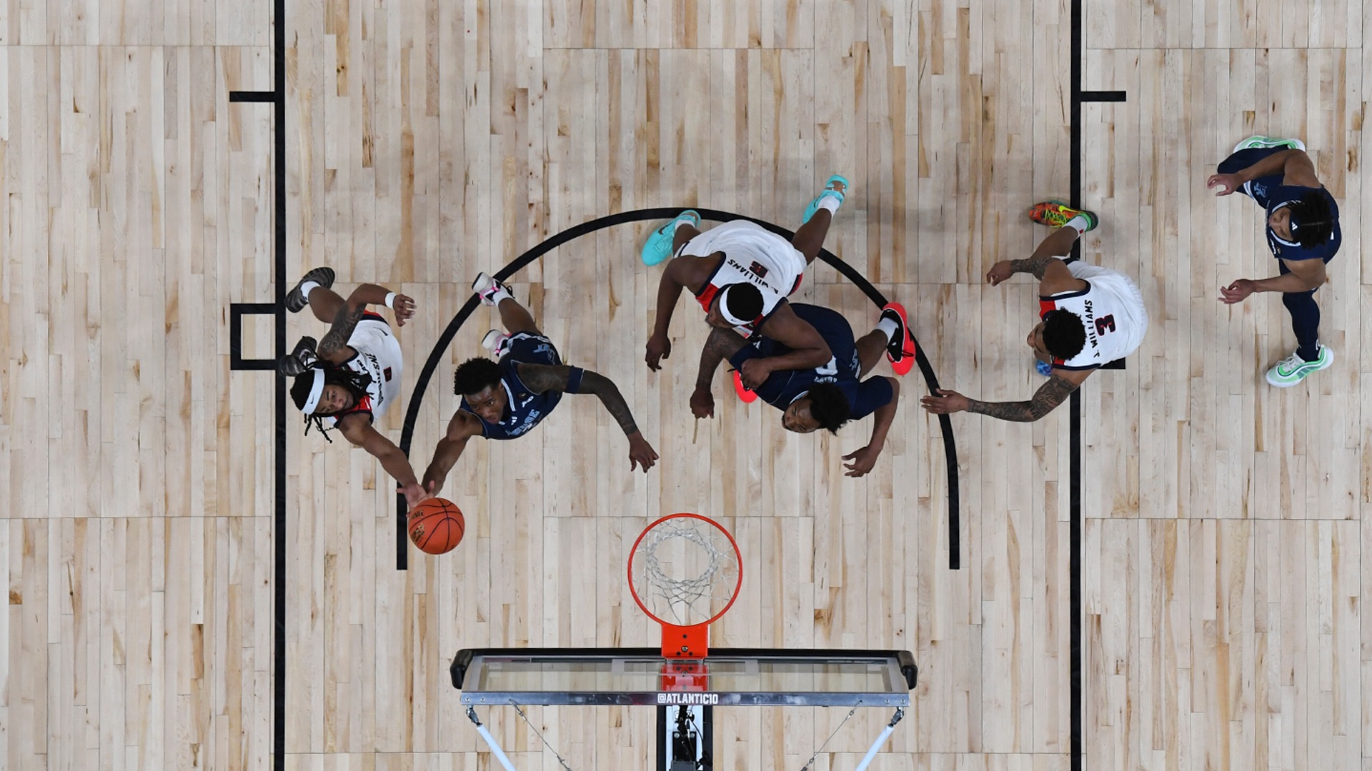 DUQ Brandon Hall overhead shot above basket at PPG Paints Arena.