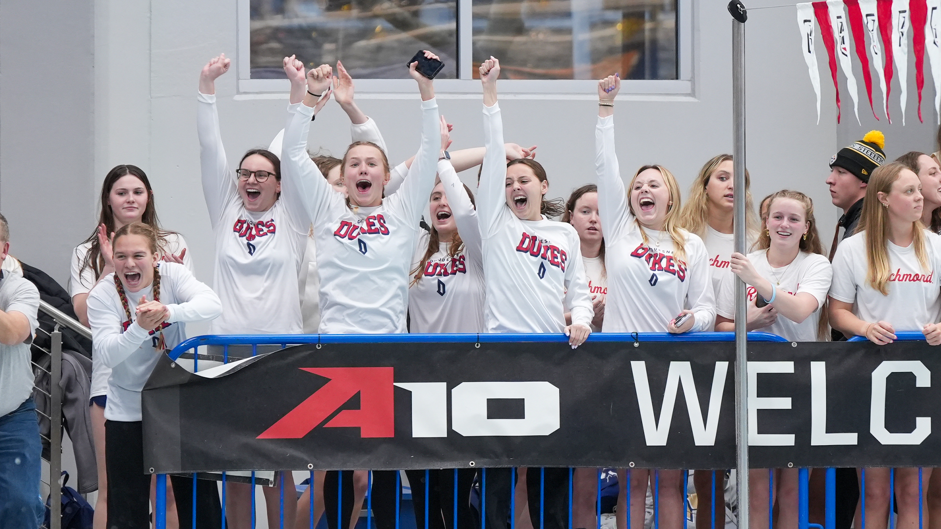 DUQ Swimming and Diving 