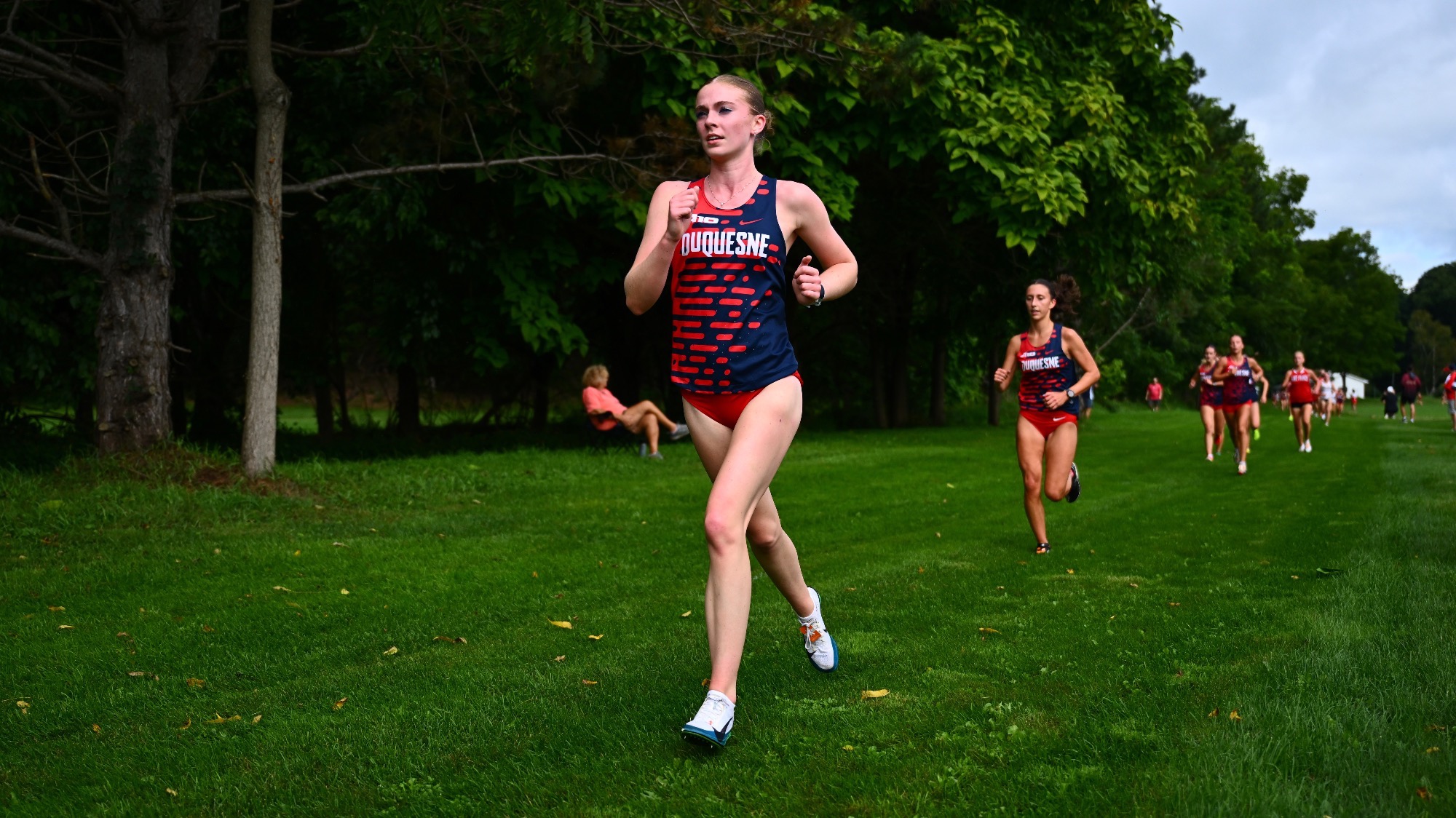 Lauren Ciuca runs at SFU XC meet 2026