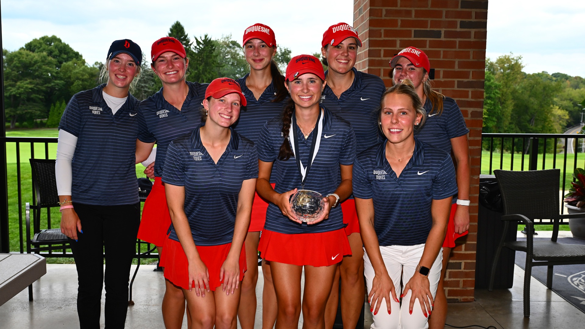 Team Photo with Runner Up Trophy at Golf Galaxy Collegiate