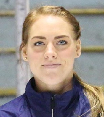 Aly Ross Headshot