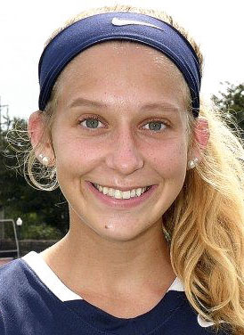 alida steenkamer headshot