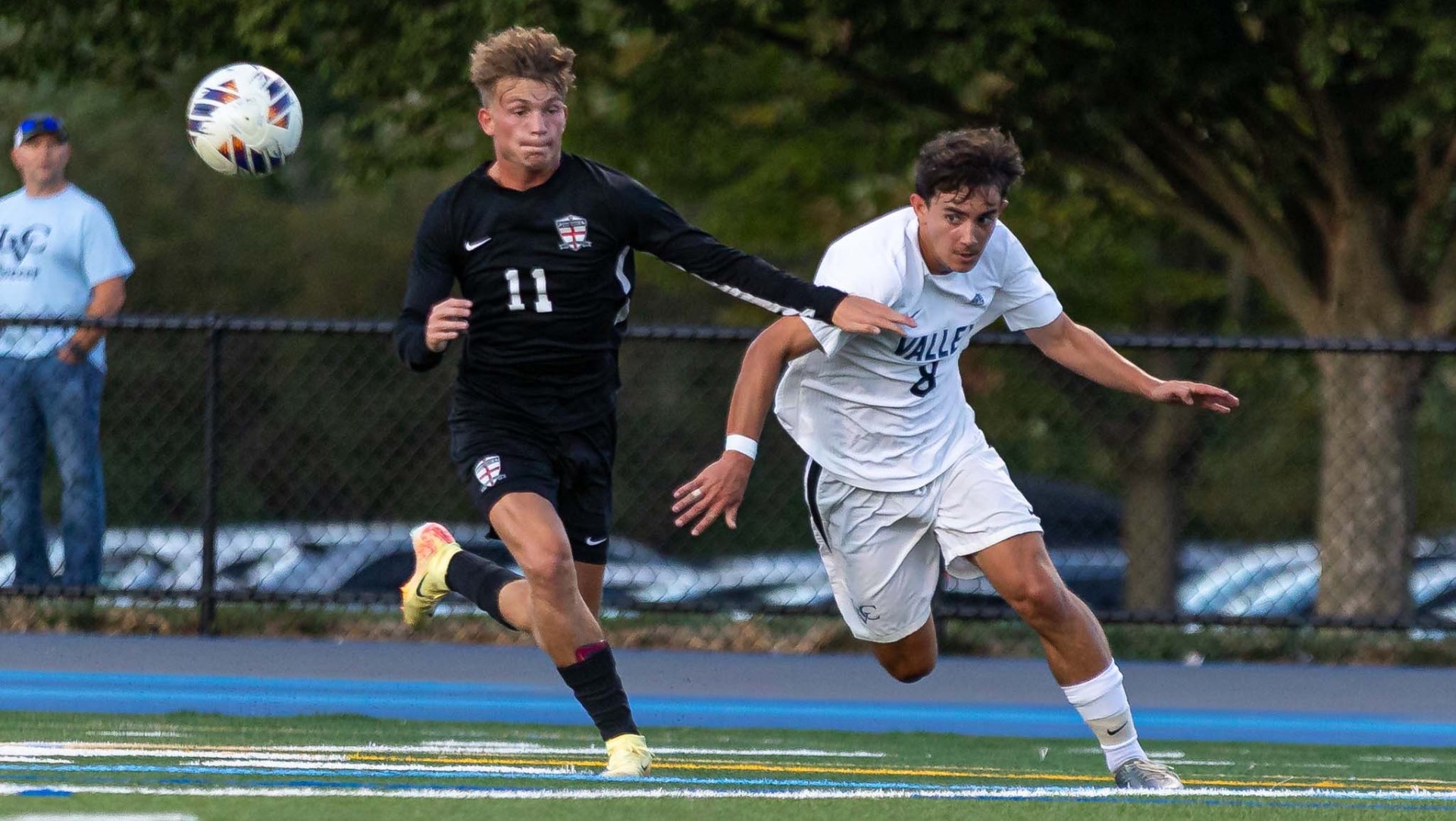 Charlie Kramer battles for the ball