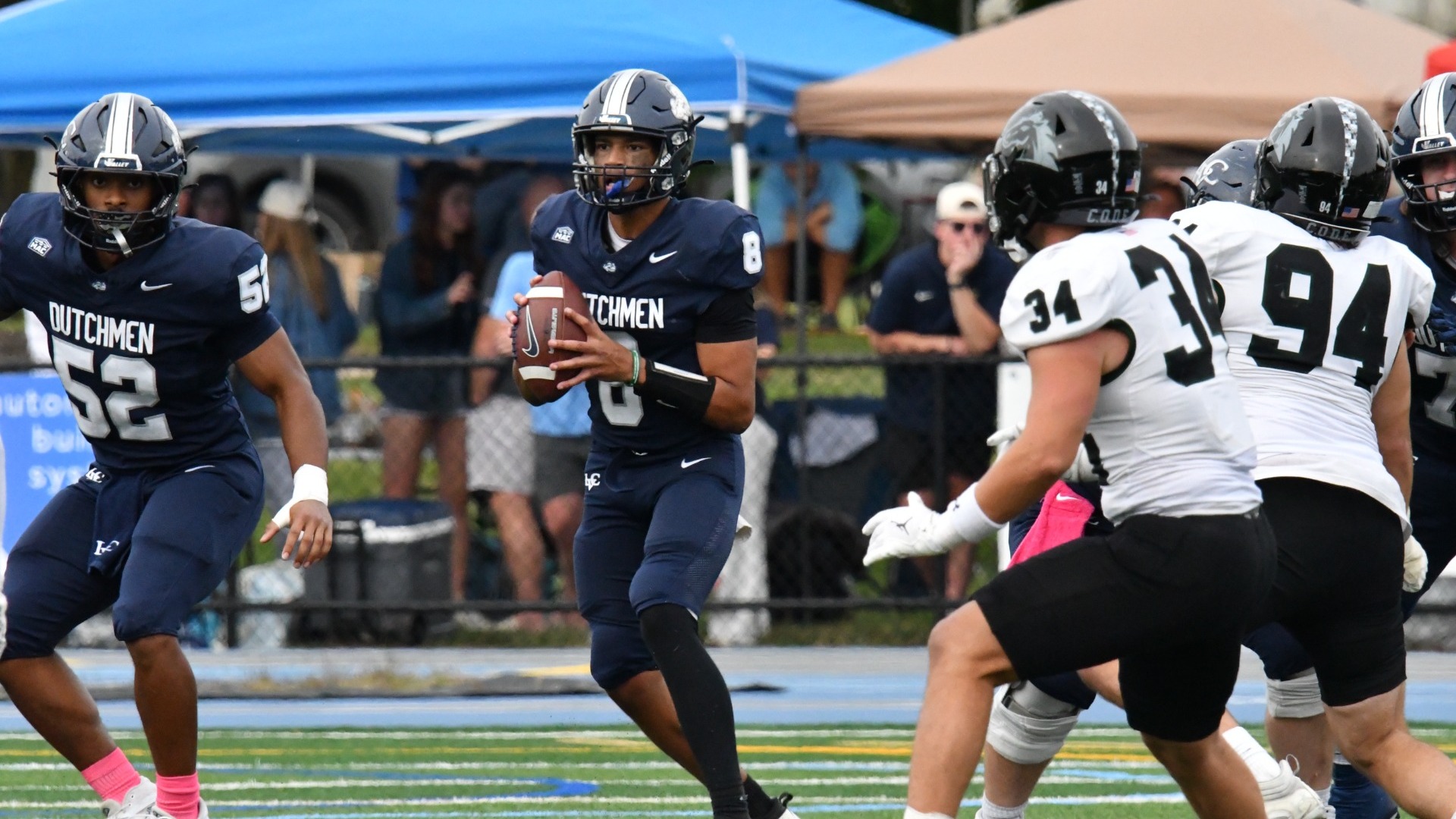 Osmany Guzman looking to make play
