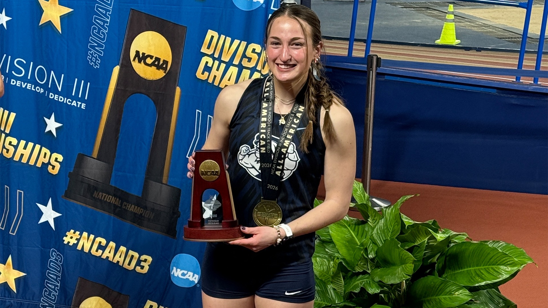 Anna Sawicki on NCAA medal stand