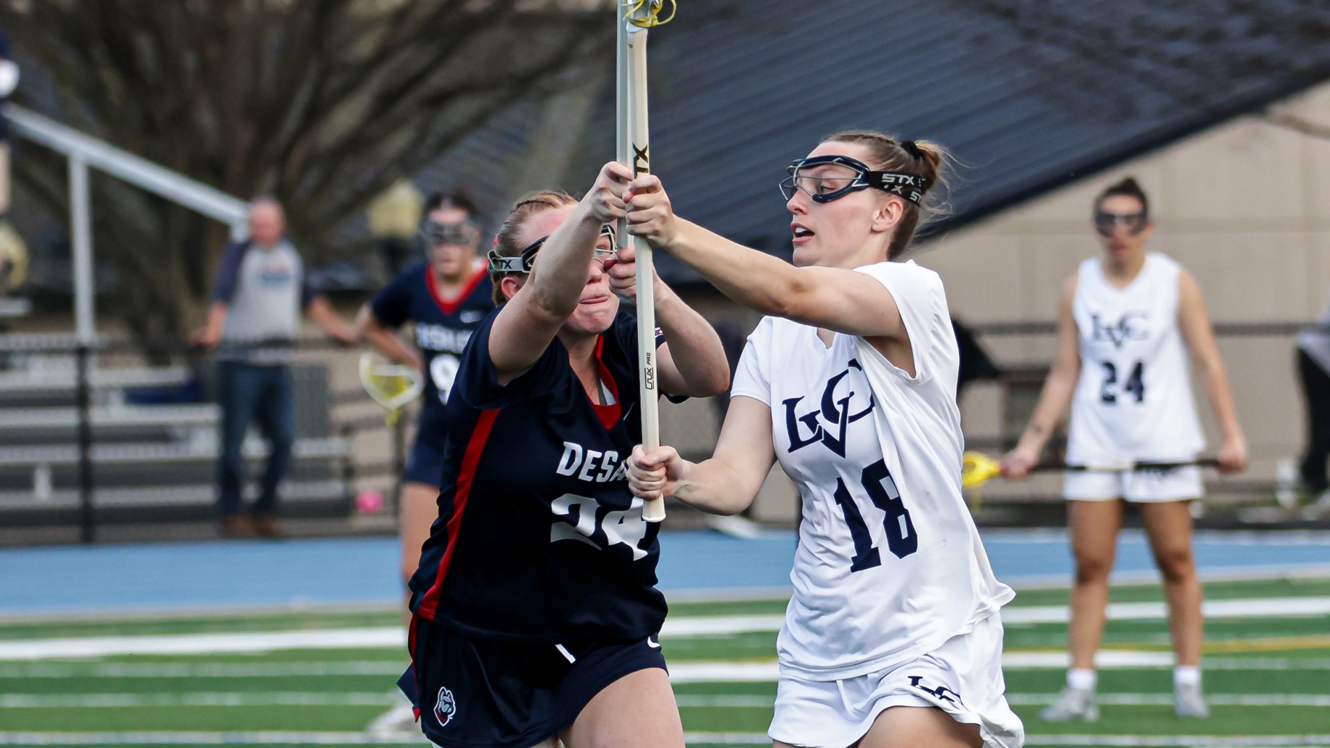 Elizabeth Morgan taking a shot