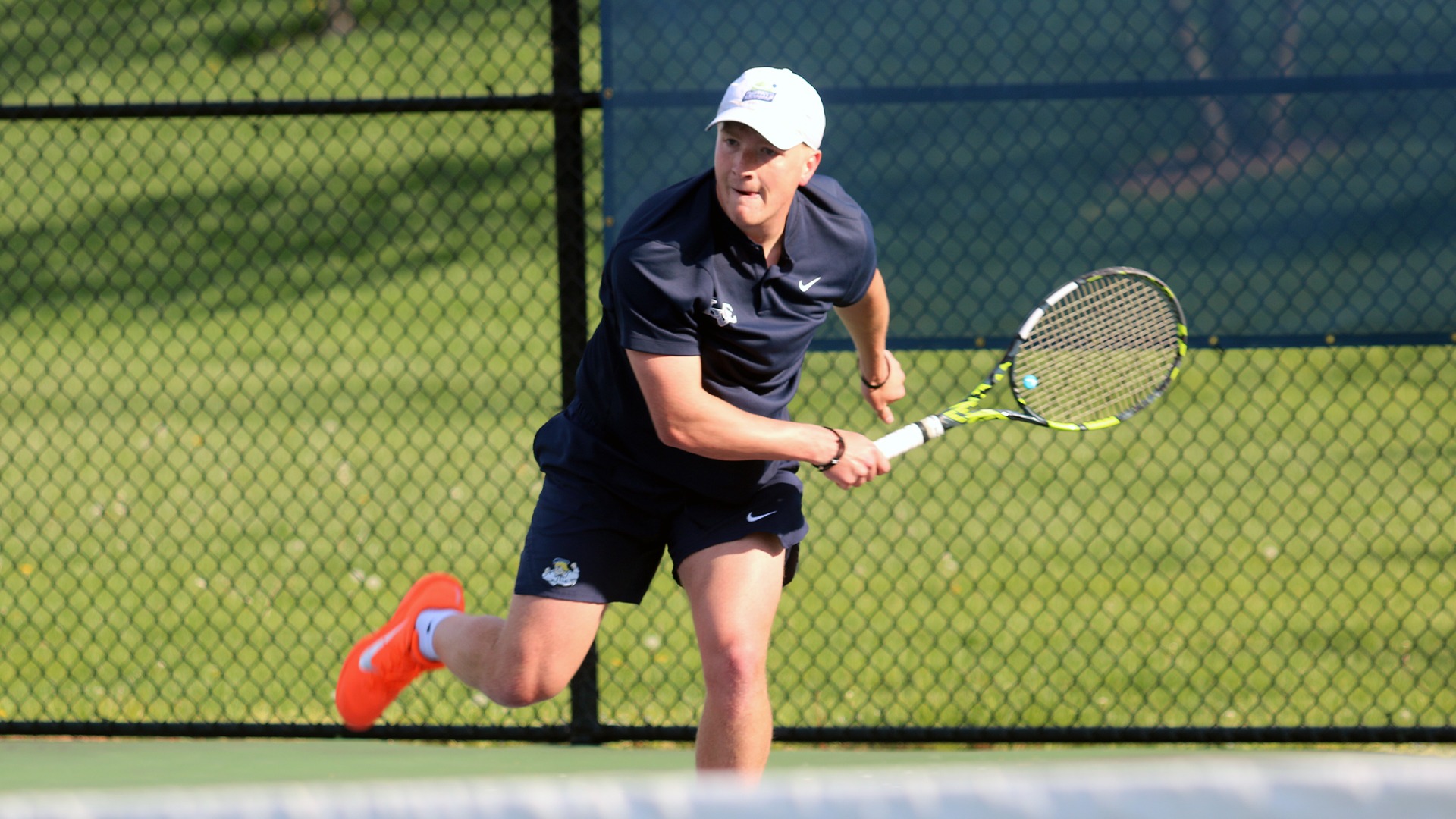 Jake Erb watching service ace