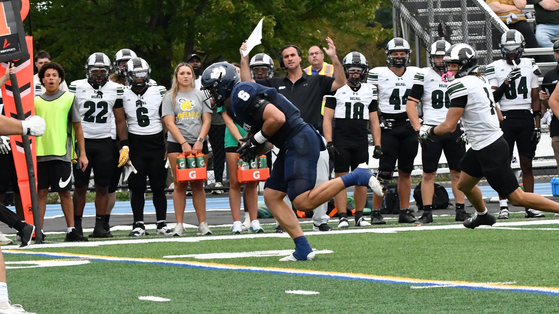 Brandon Choi returning pick for touchdown