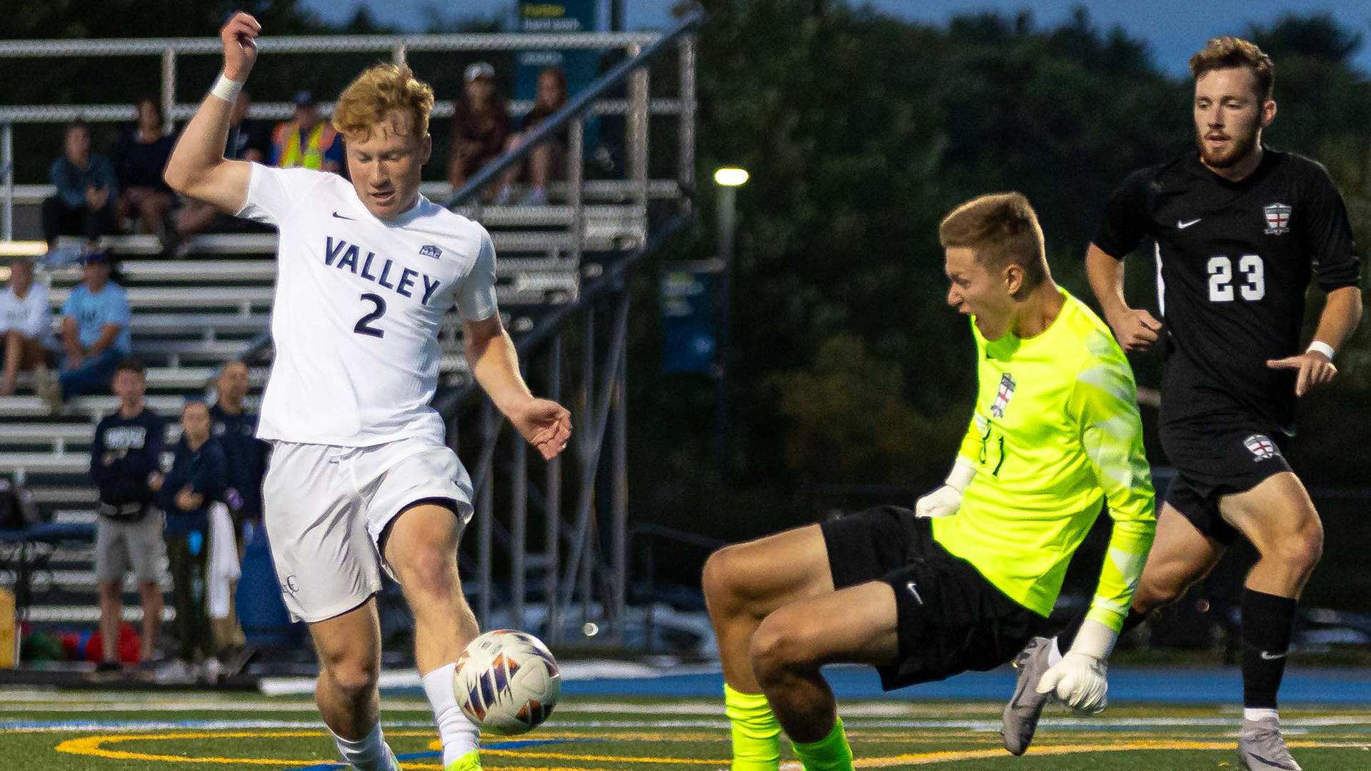 Jack Bowman takes the ball past the defense