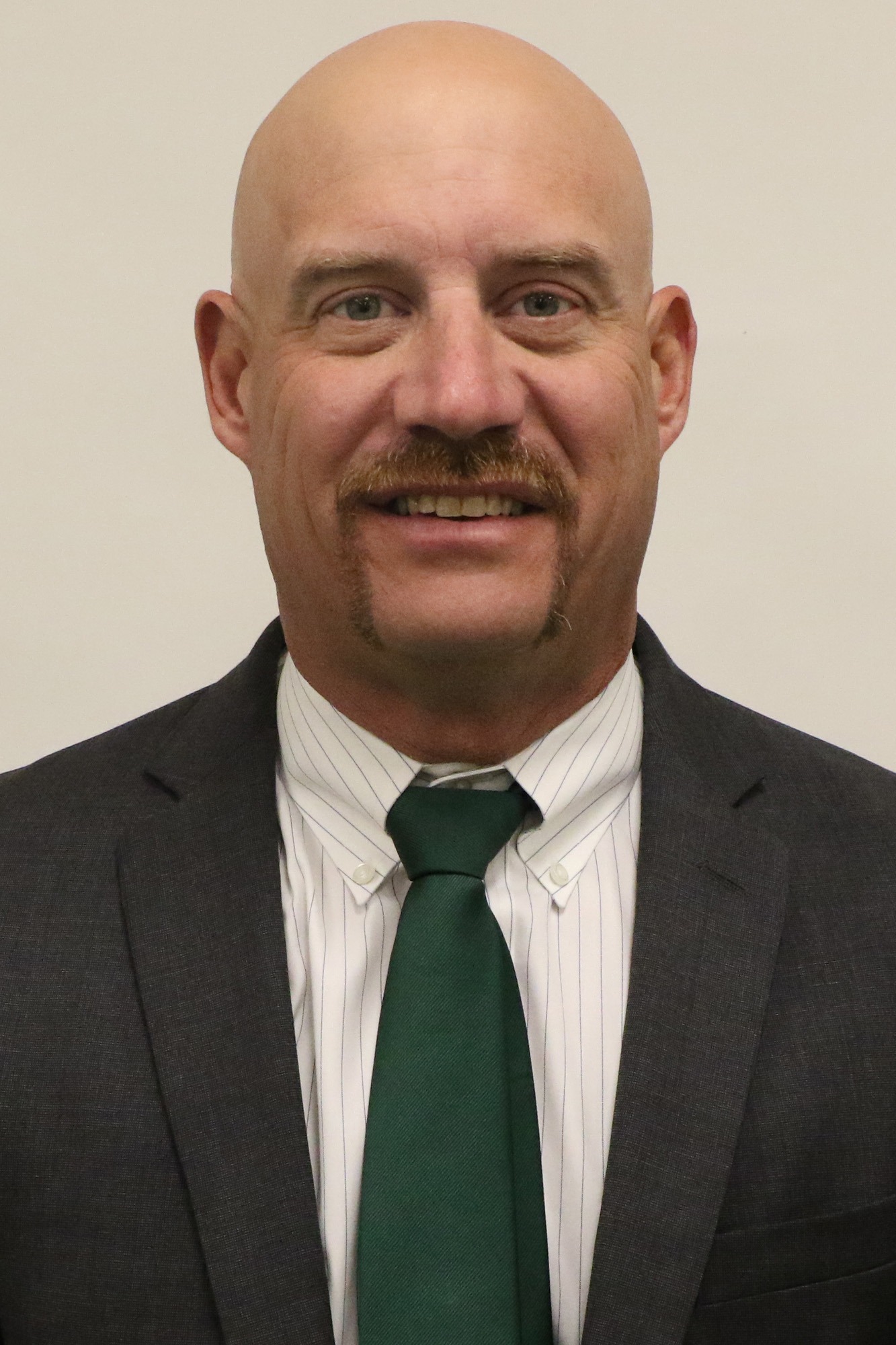Soukup_Oliver_Headshot_Cropped