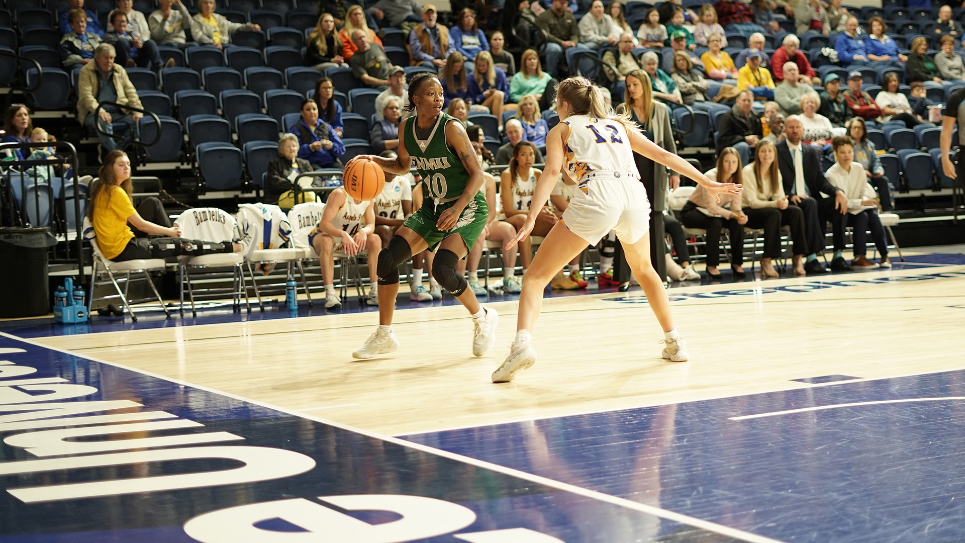 Ishuana Hunter 202324 Women's Basketball Eastern New Mexico