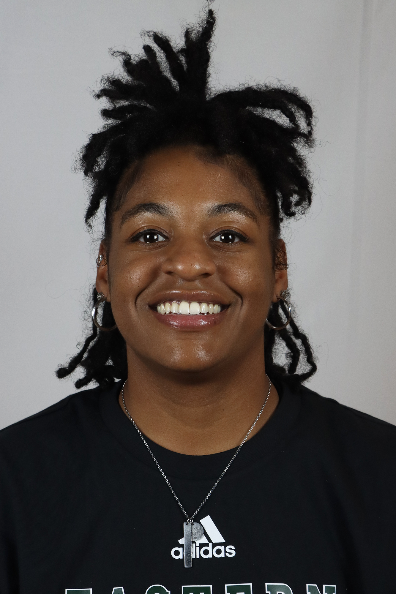 2425_WBB_HS_AC_Vasha_Moore_Cropped