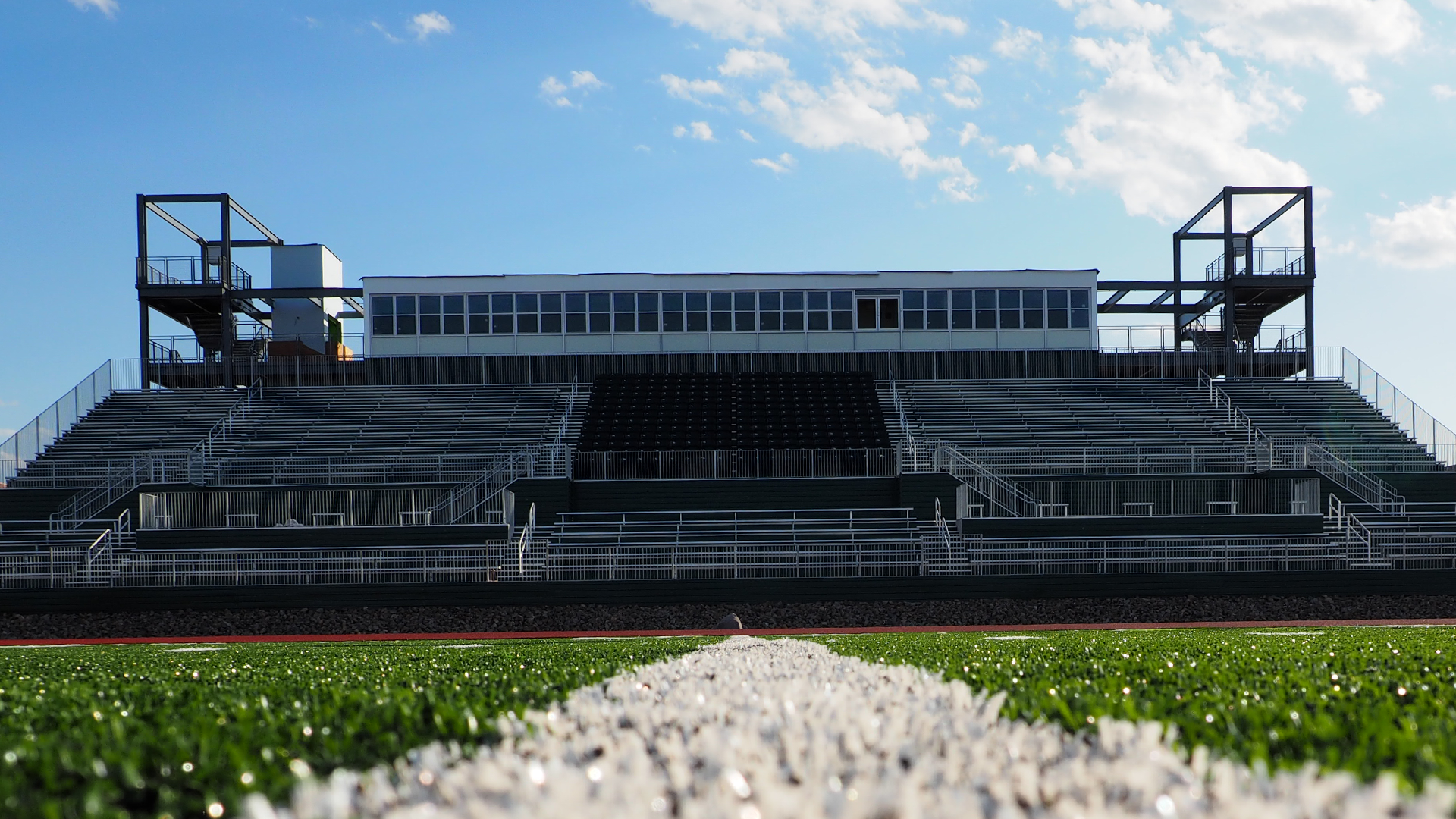 ENMU_Football_2025_Greyhounds_Cropped