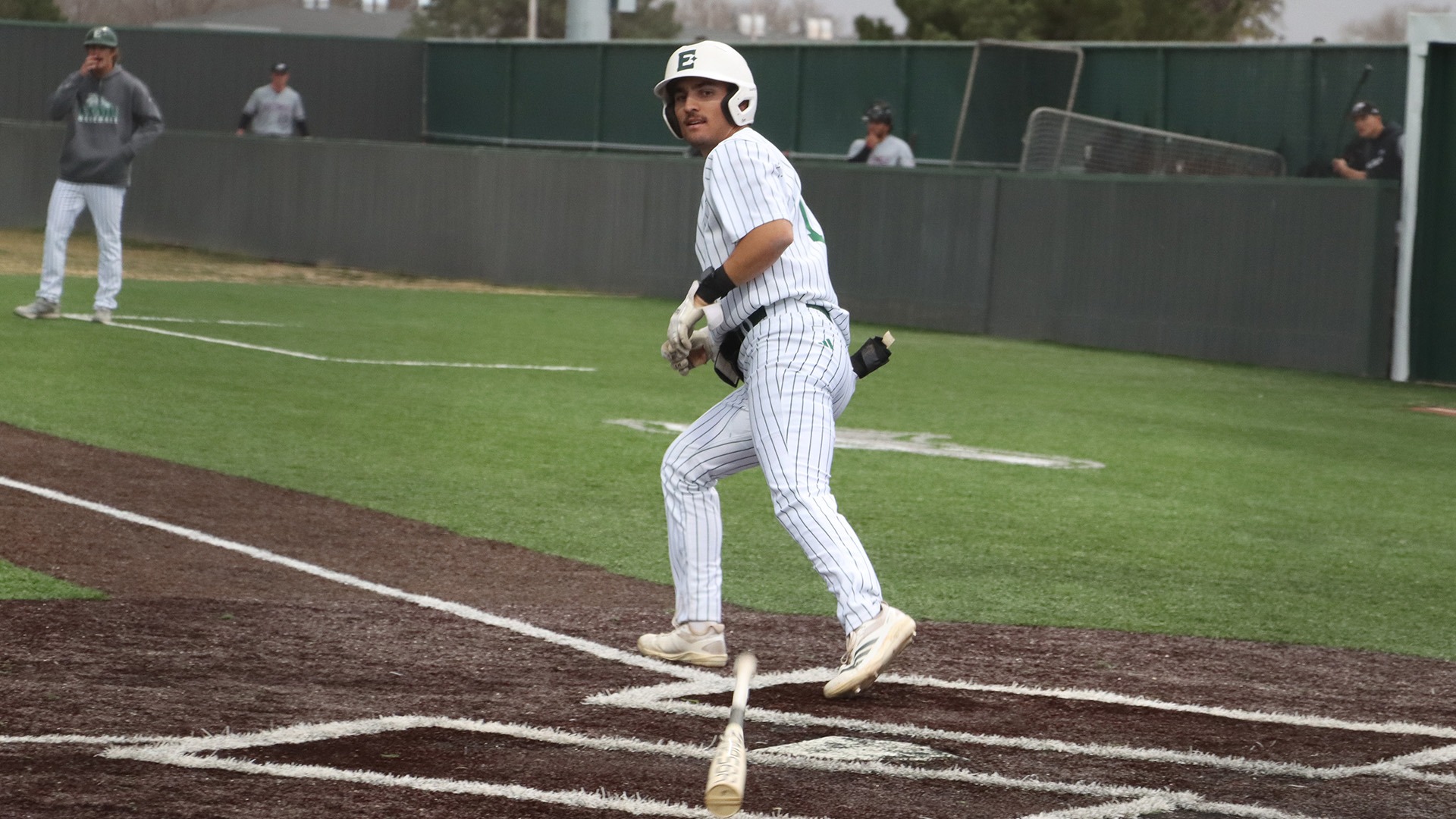 26_2_13_Ryan_Weaver_Cropped_Baseball