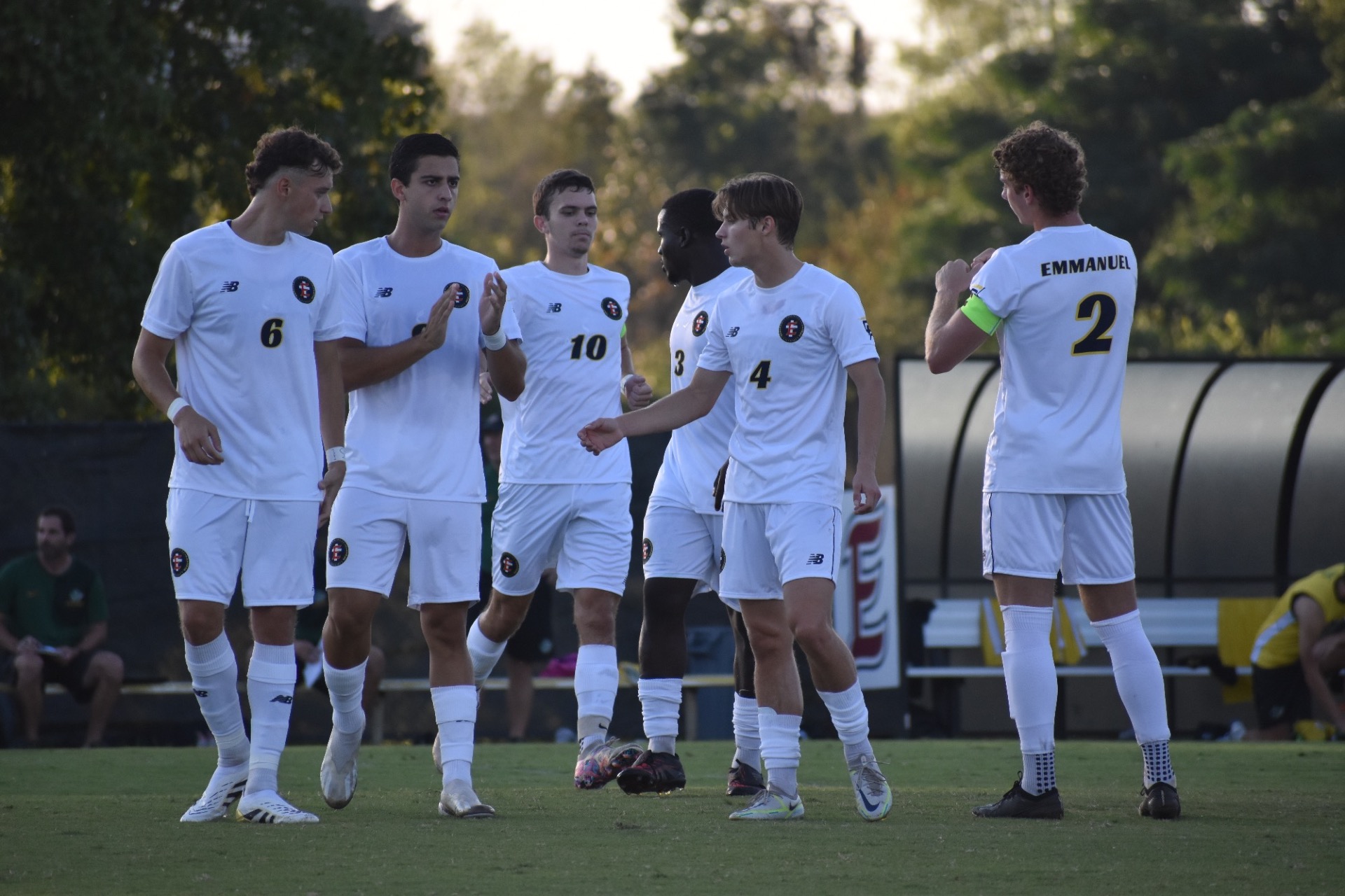 huddle