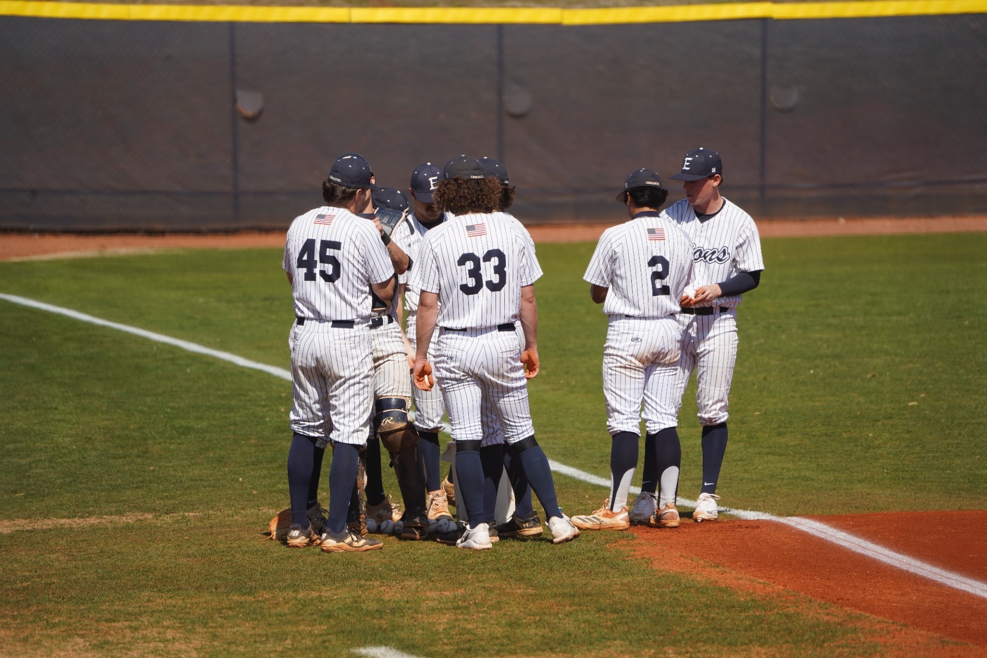 huddle 