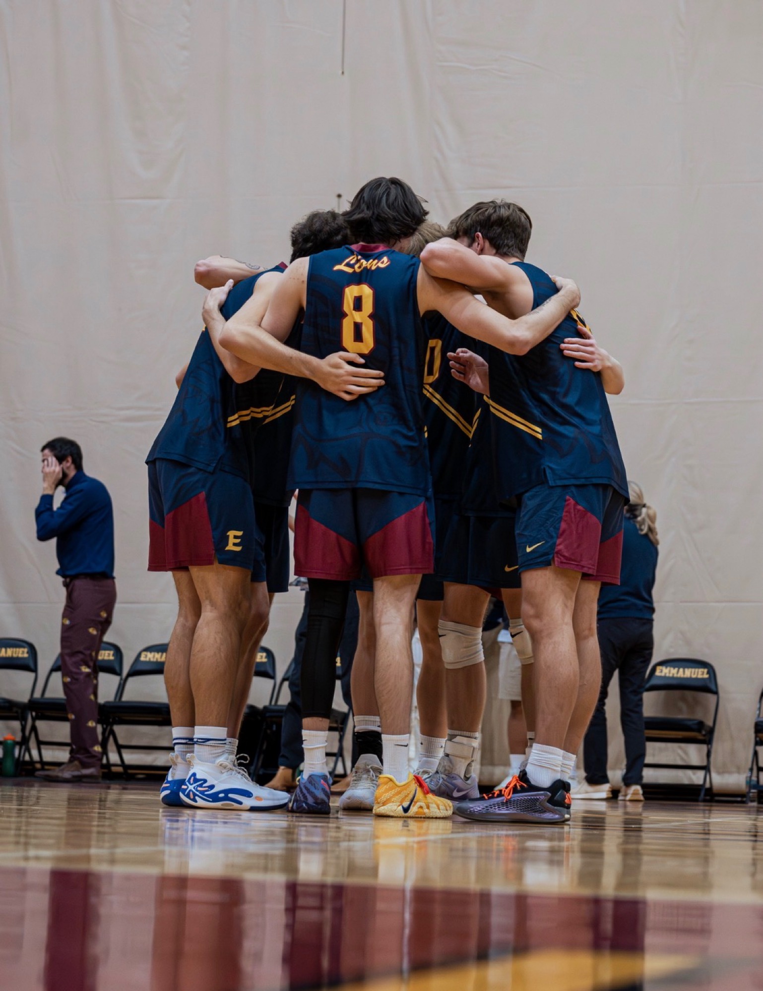 huddle 