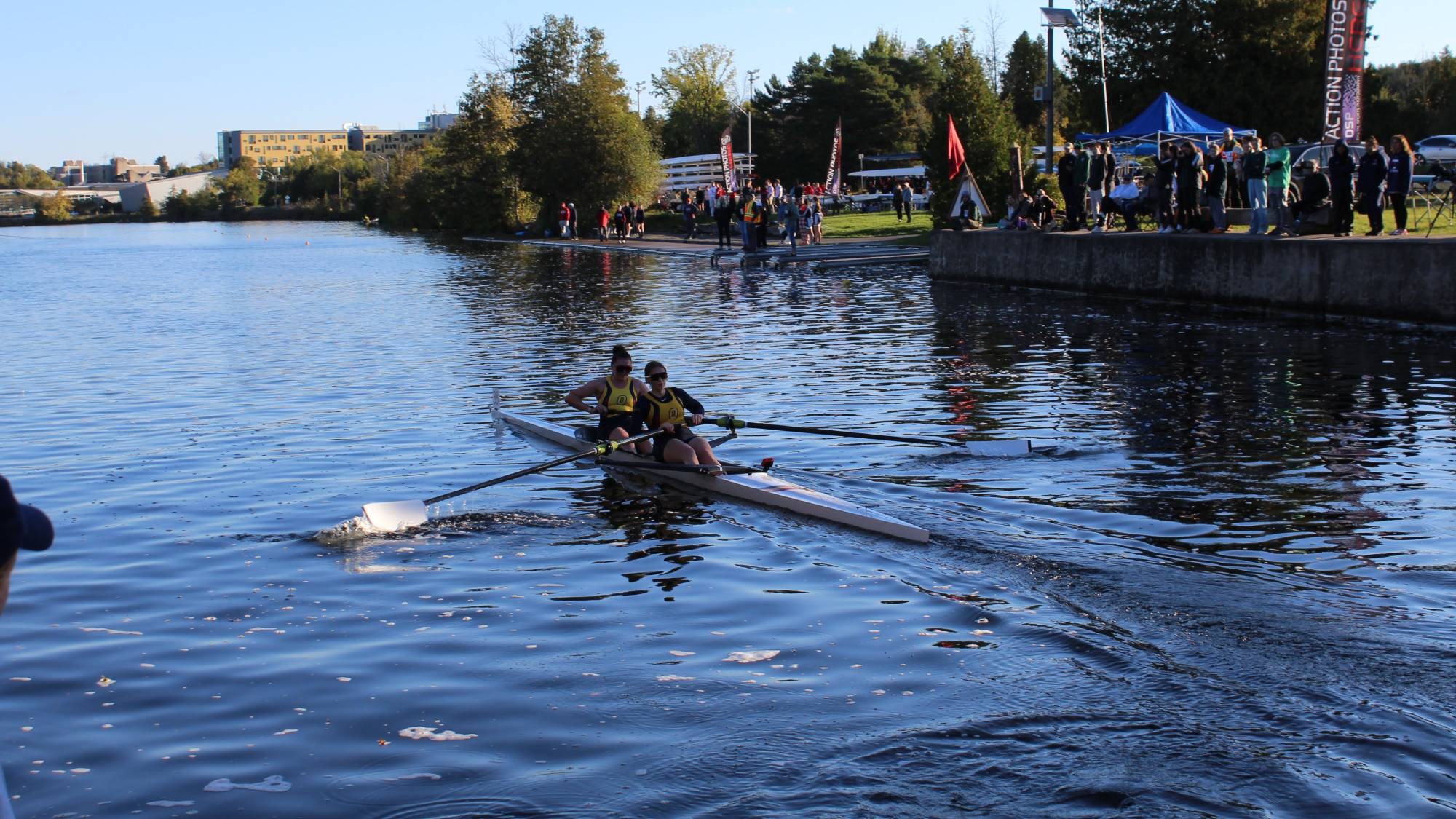 Queen's Women's Rowing finish third at Canadian University Rowing ...