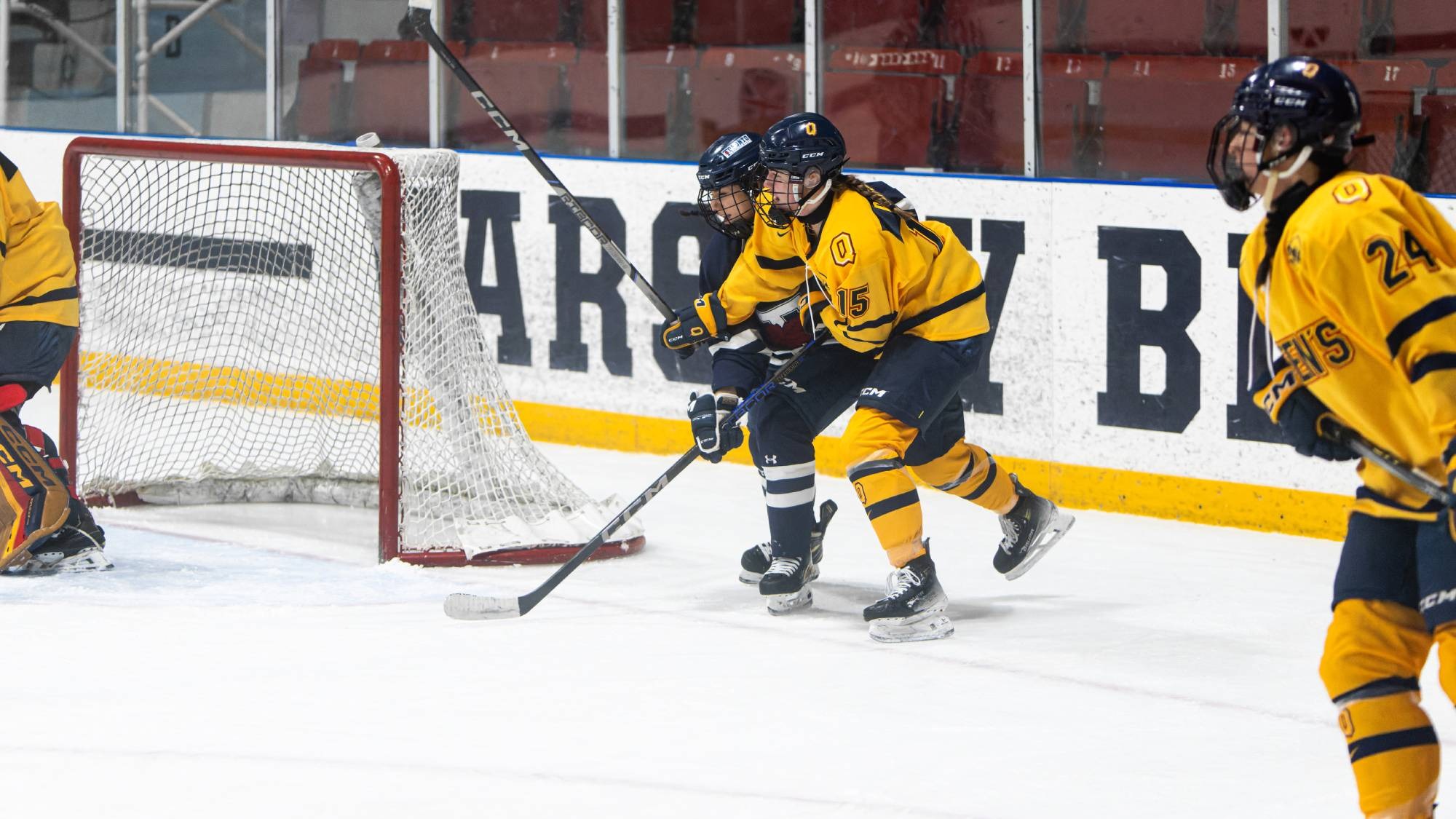 Queen's Women's Hockey