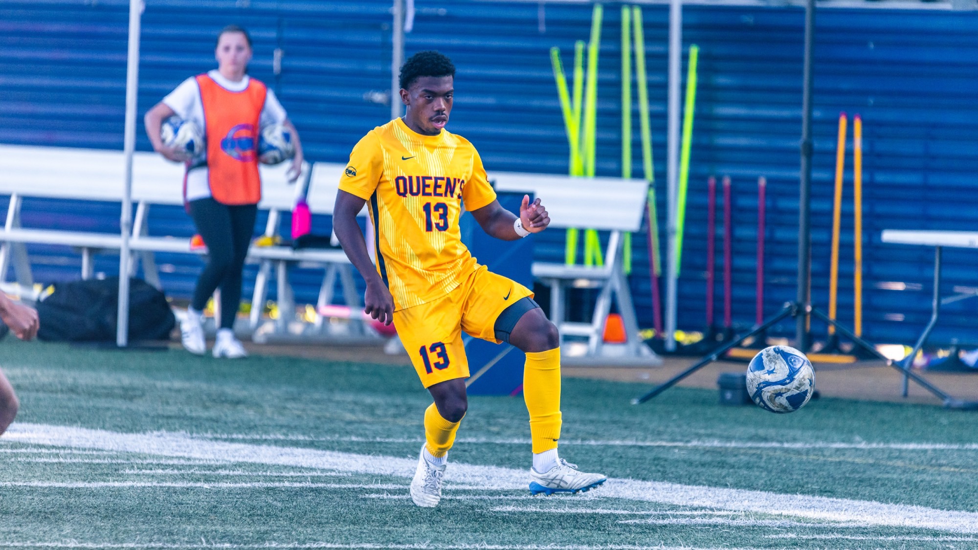 Queen's Men's Soccer