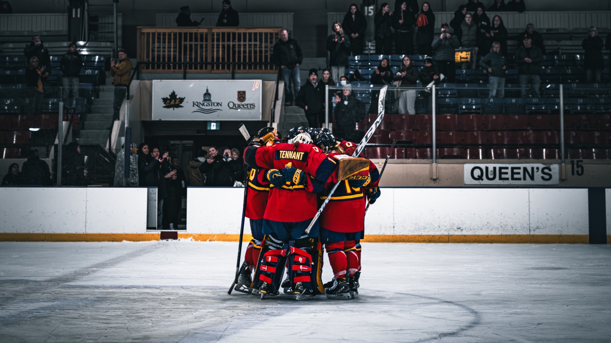Queen's Women's Hockey