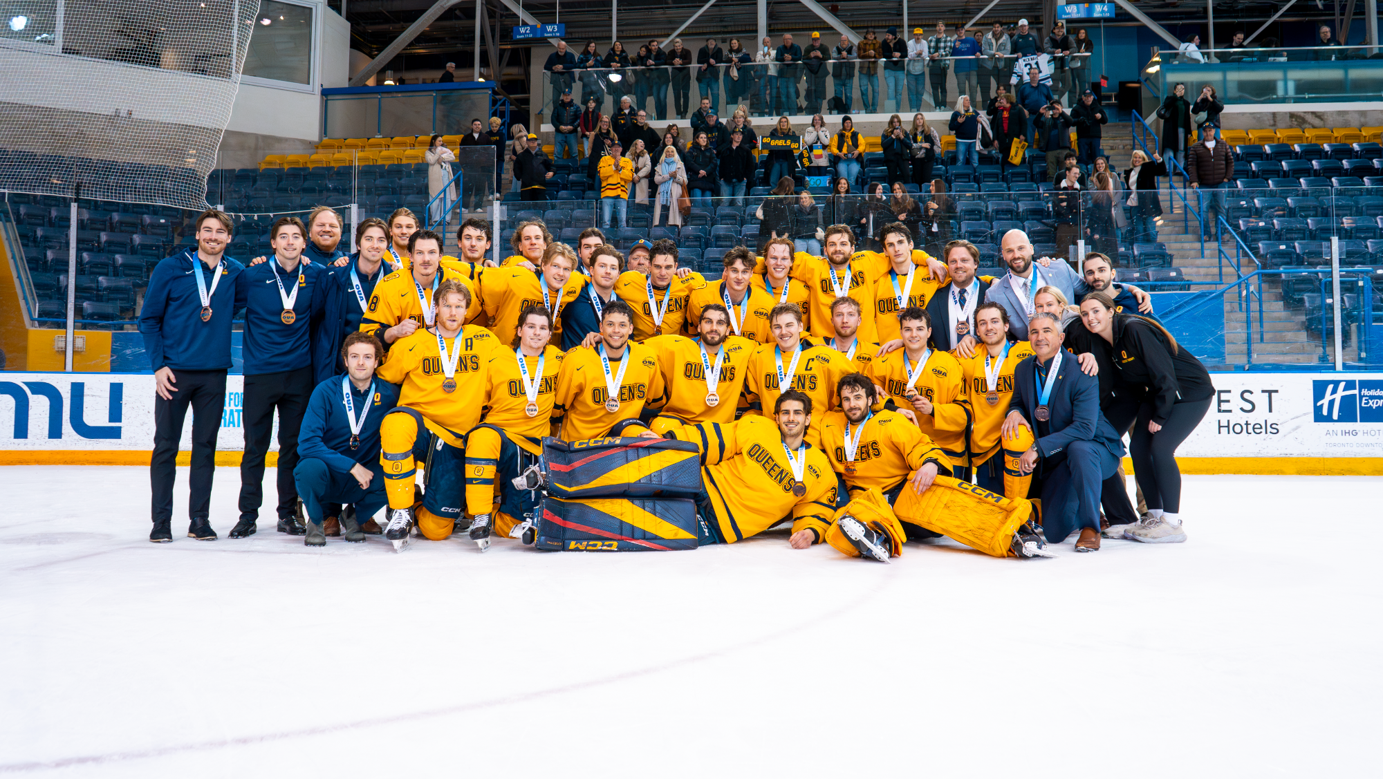 Queen's Men's Hockey