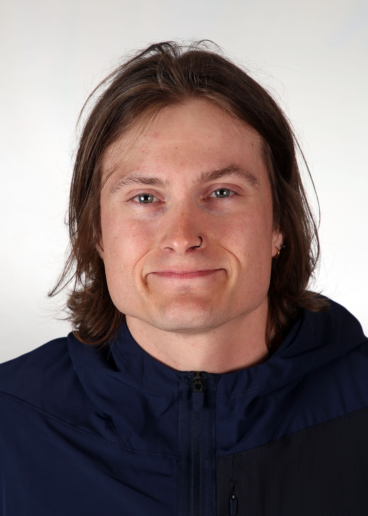 Queen's Football 2026 Headshots