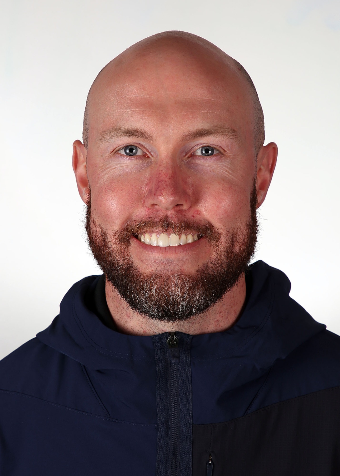 Queen's Football 2026 Headshots