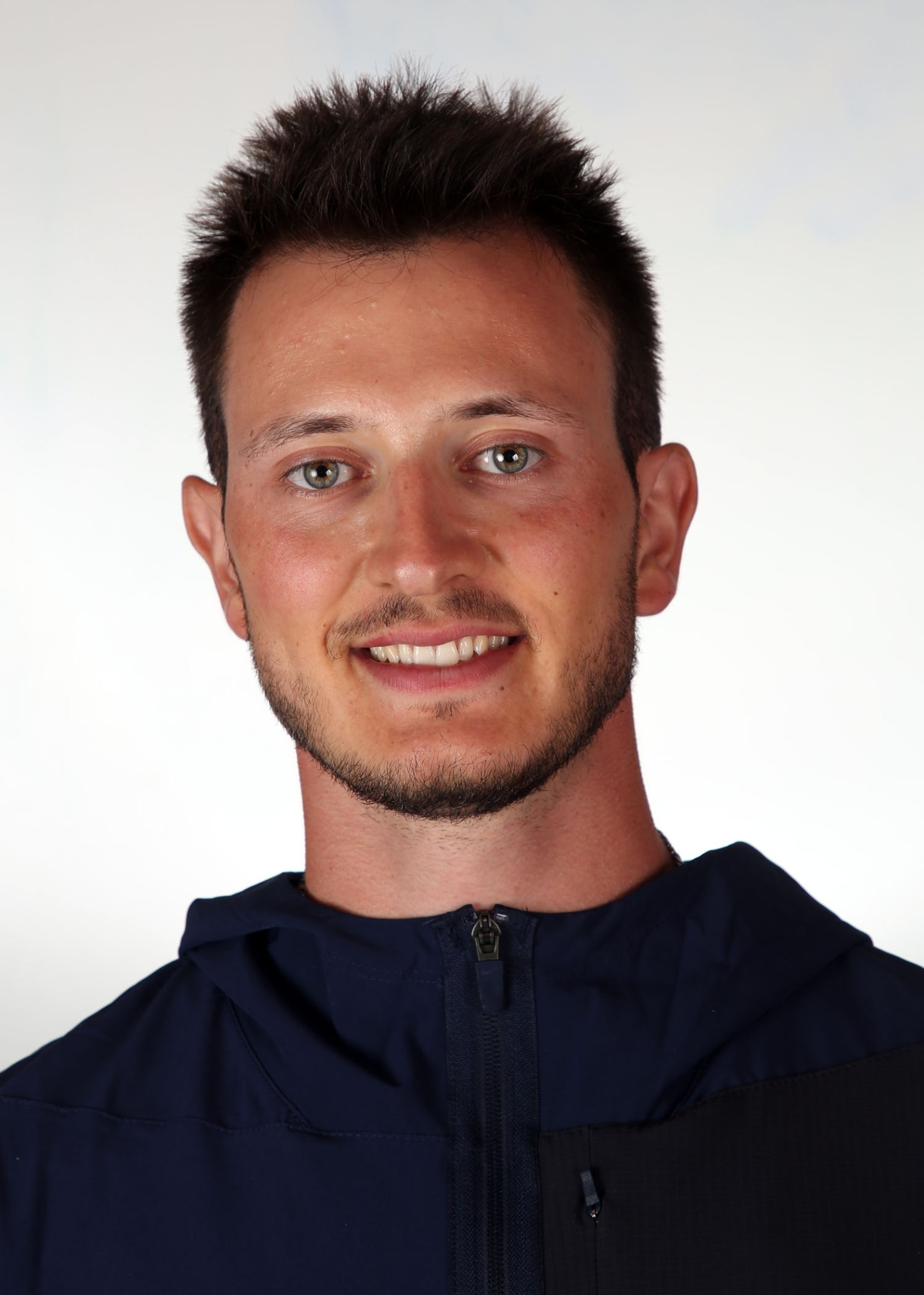 Queen's Football 2026 Headshots