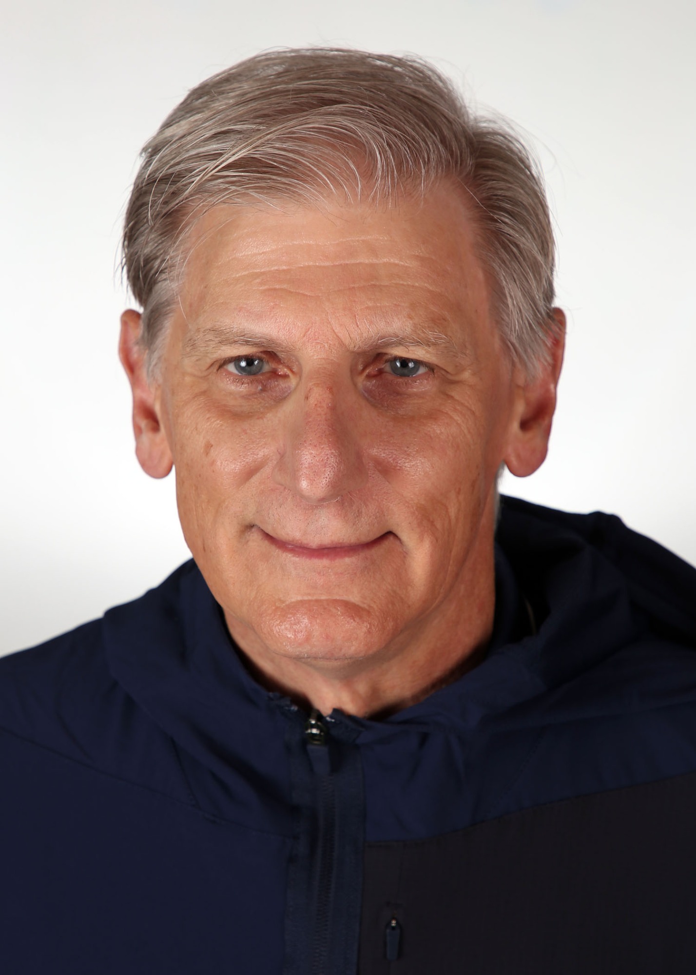 Queen's Football 2026 Headshots