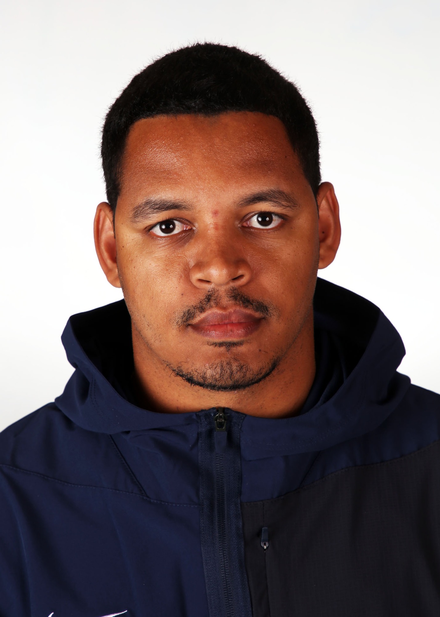 Queen's Football 2026 Headshots