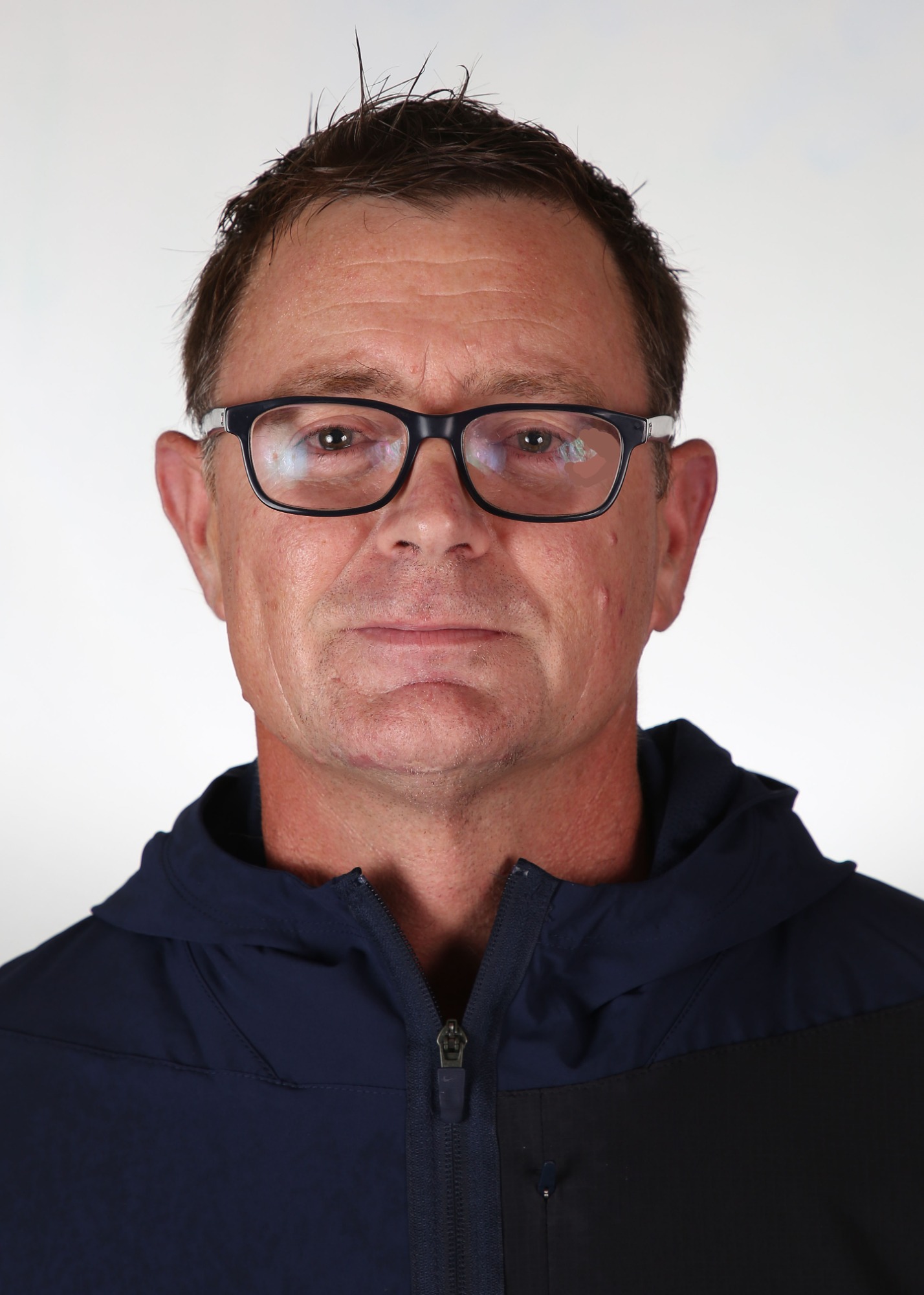 Queen's Football 2026 Headshots