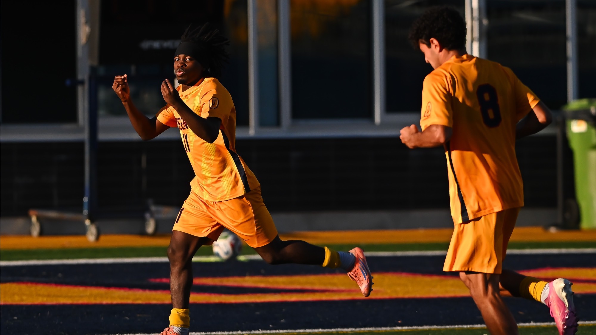 Queen's Men's Soccer