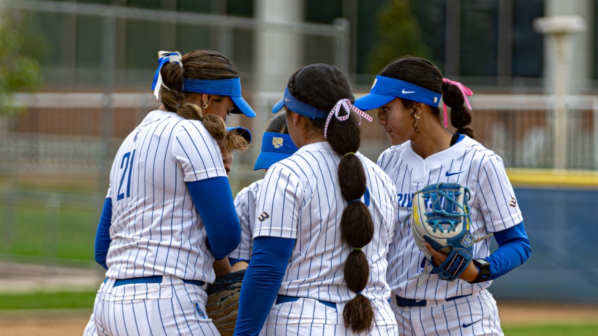 Softball Huddle at Circle
