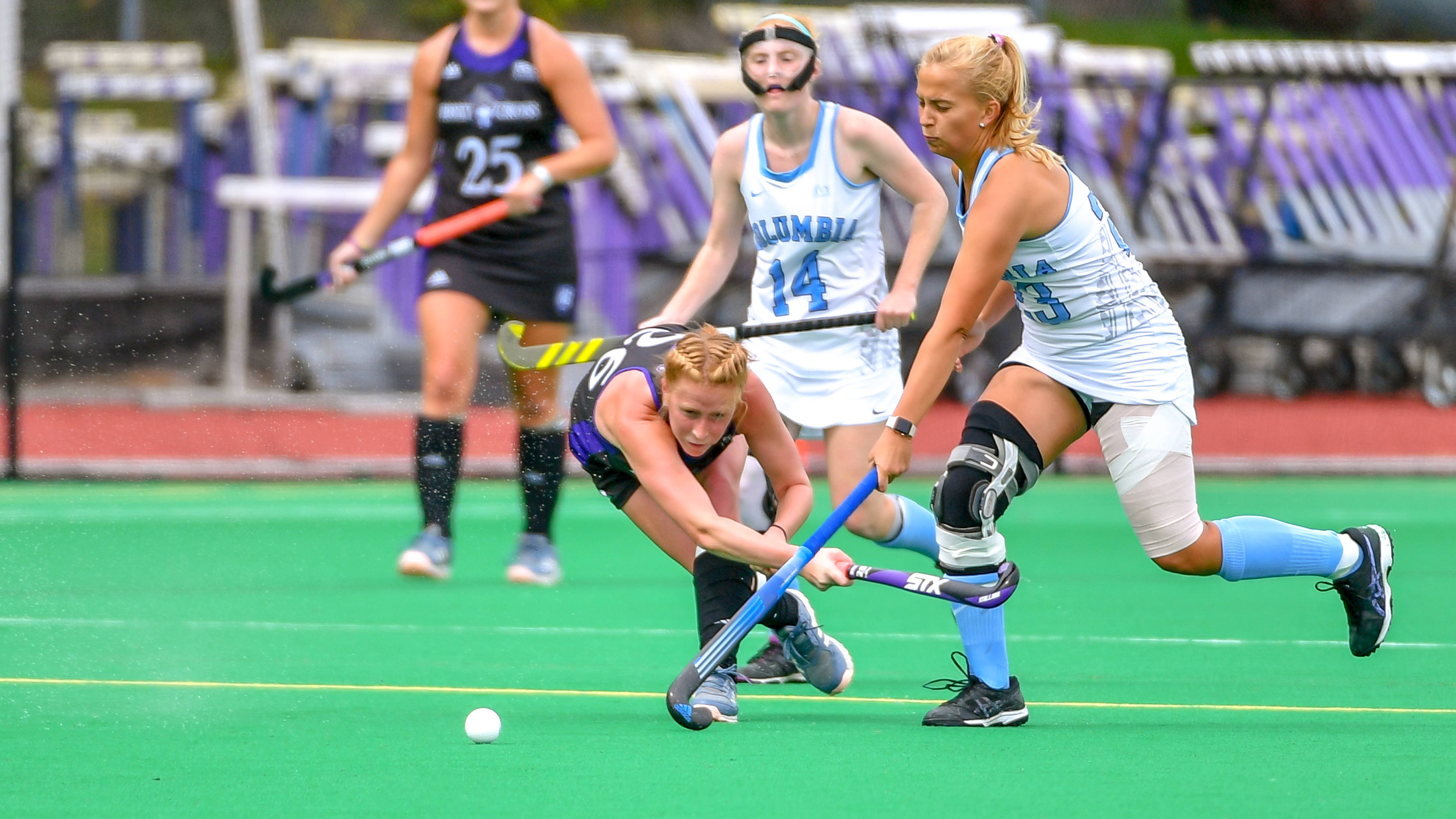 Field hockey shuts out Sacred Heart, 20 Holy Cross Athletics