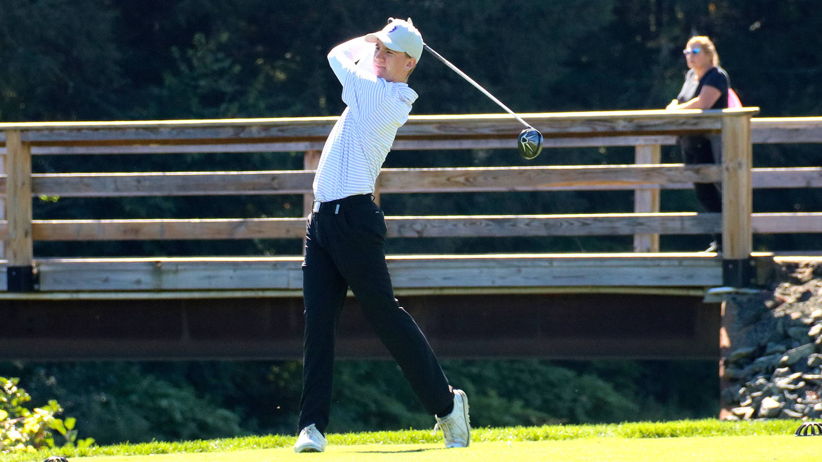 Men's golf places ninth at the Doc Gimmler Holy Cross Athletics