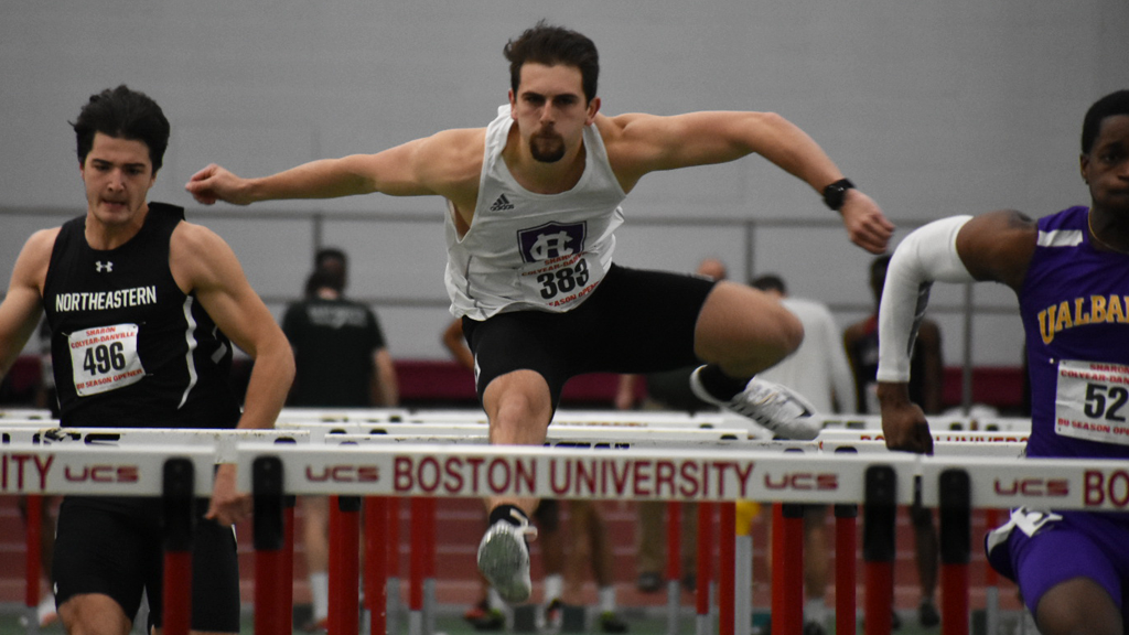 Men's Track and Field to Compete at URI Heptathlon, Husky Invite Holy