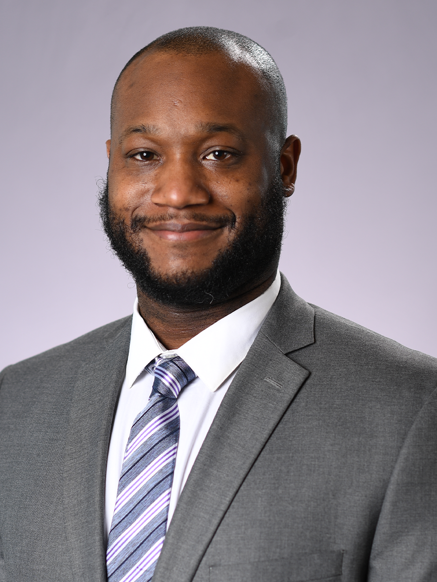 Gilcrist headshot